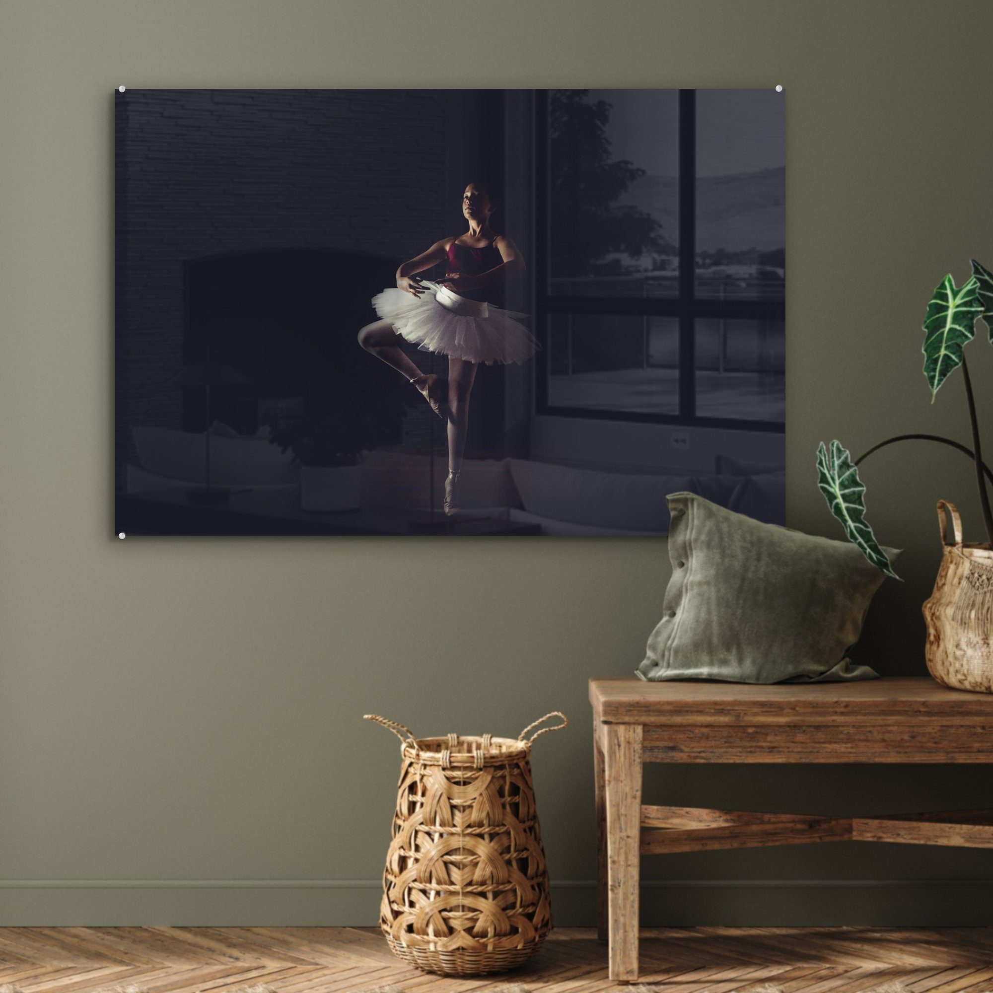 Schlafzimmer Acrylglasbilder St), MuchoWow Hintergrund, Porträt auf Acrylglasbild & (1 jungen Wohnzimmer einer schwarzem Ballerina