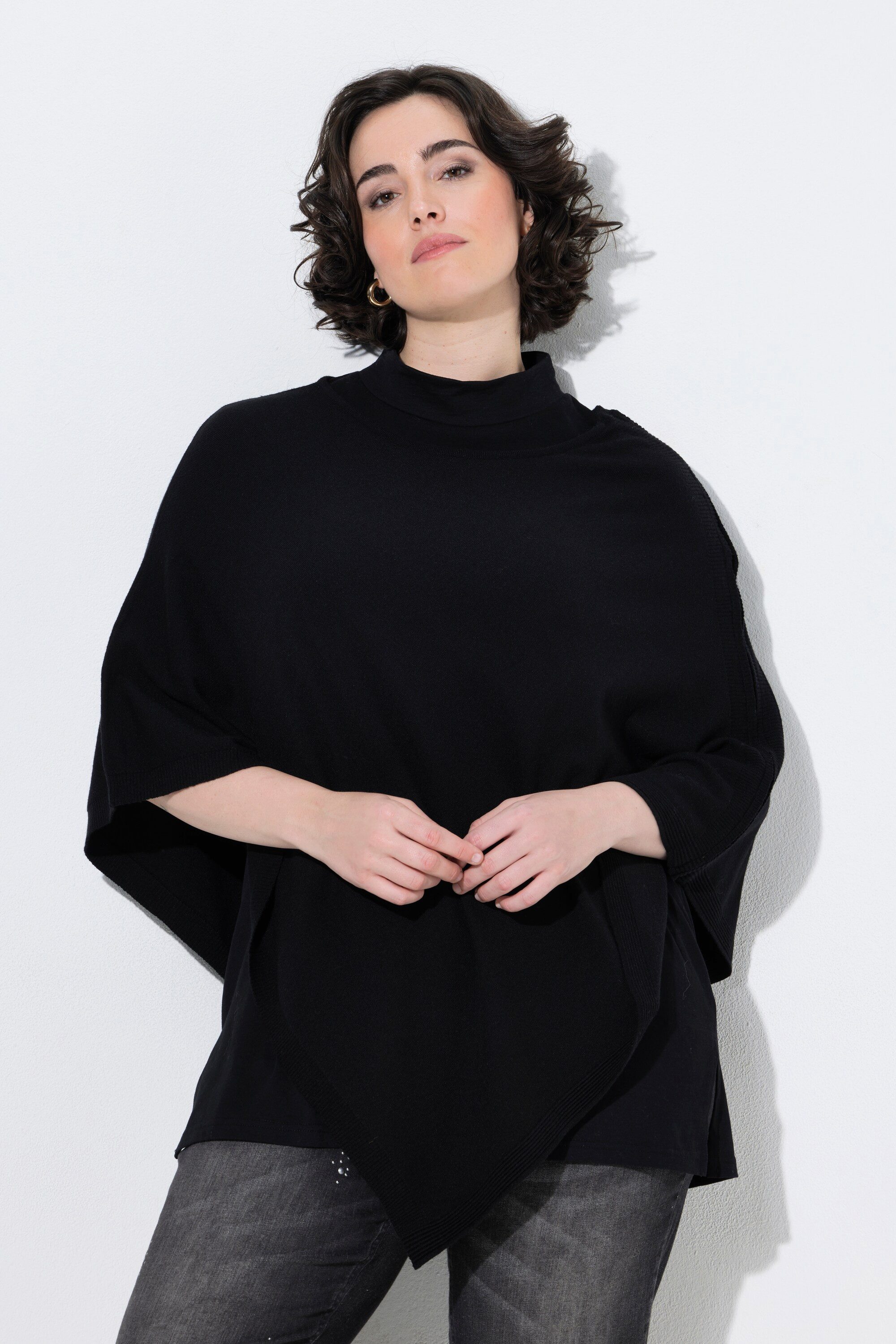 Ulla Popken Pullunder Strick-Poncho Zipfelsaum U-Boot-Ausschnitt