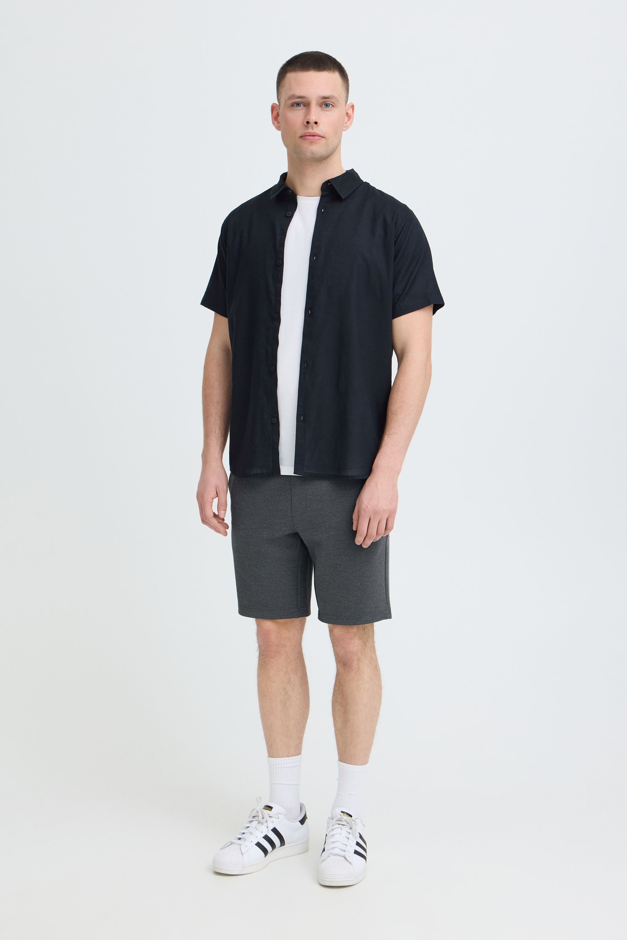 Indicode Chinoshorts IDCowsol Bequeme Chinoshorts mit Tunnelzug