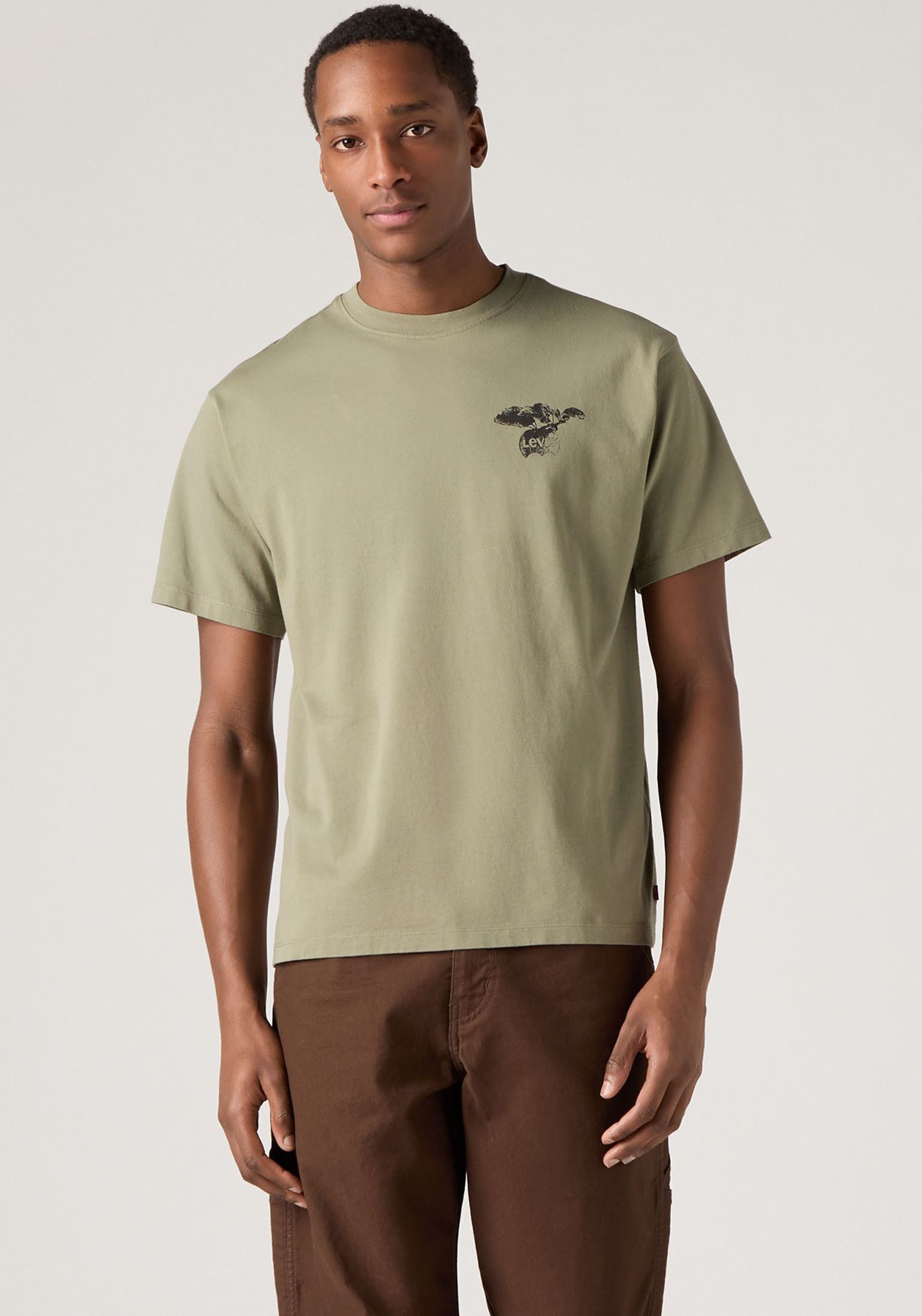 Levi's® T-Shirt SEVINTAGE mit Logo-Aufnäher auf der Brust