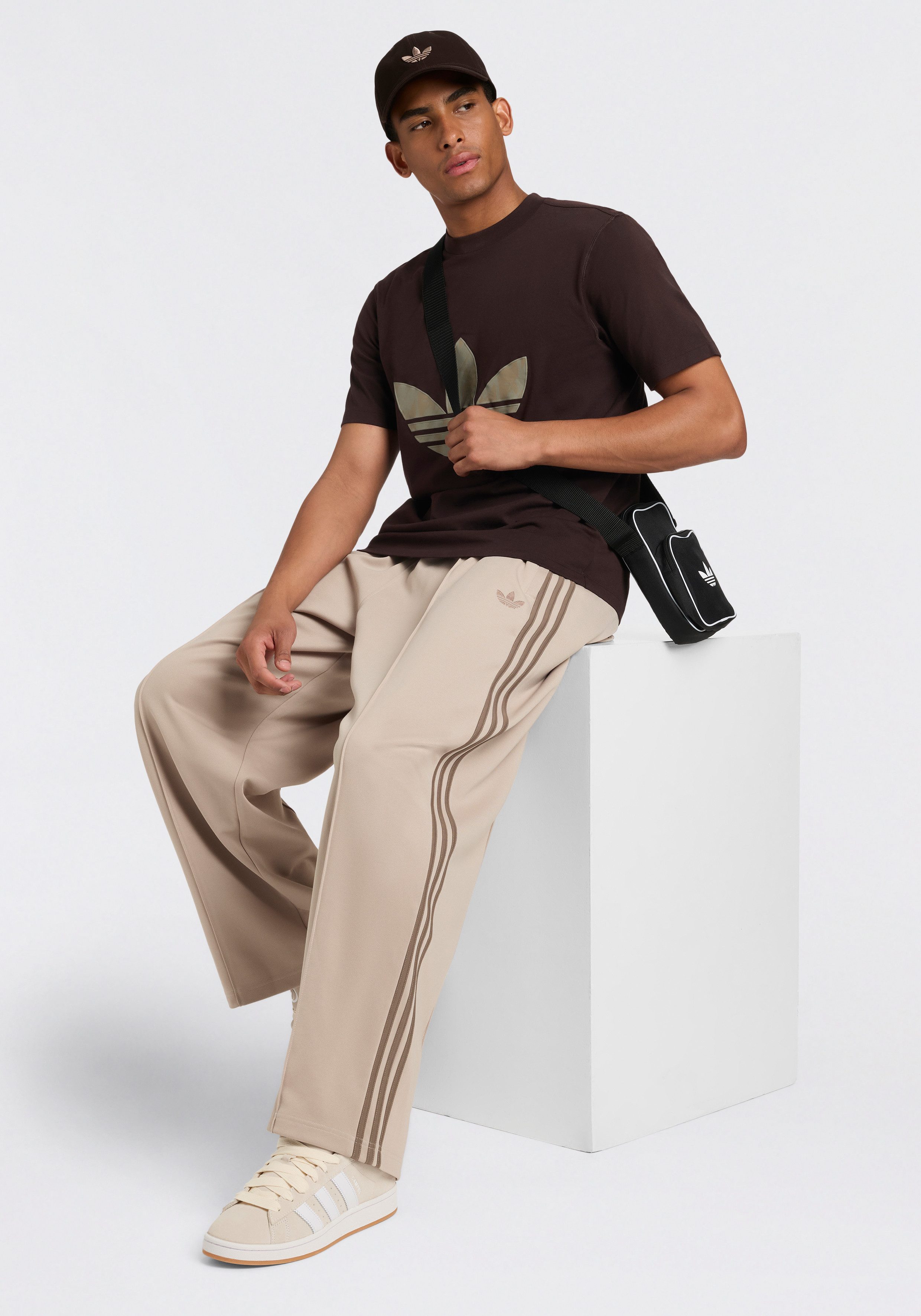 Zum Outfit 6