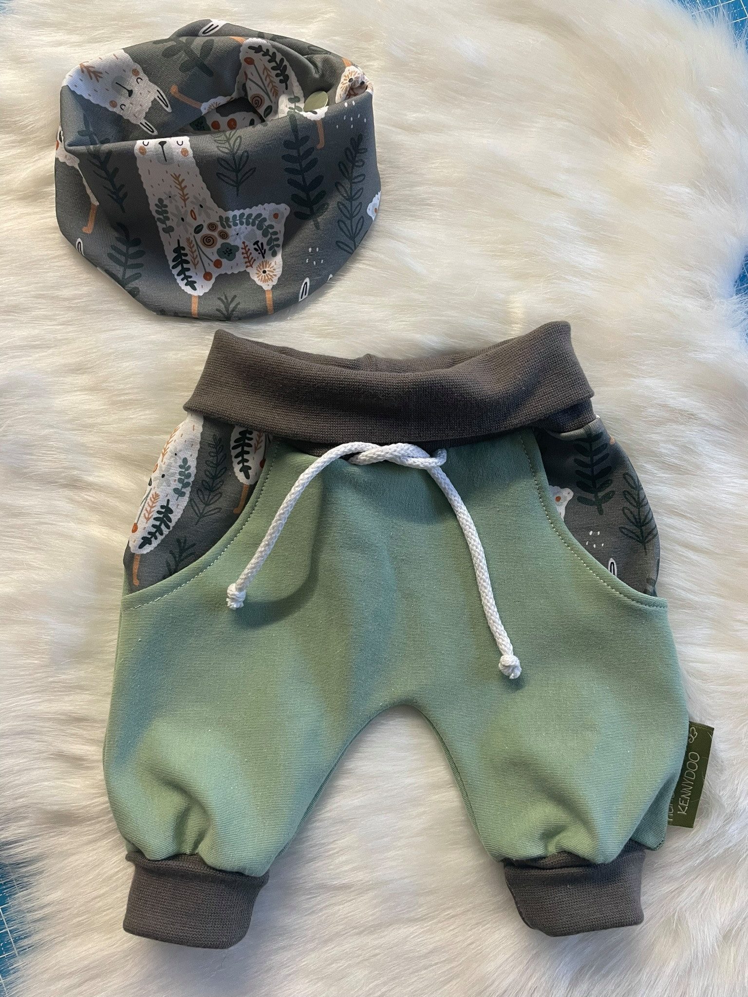 Pumphose Baby Hose & Halstuch Drama Lama
