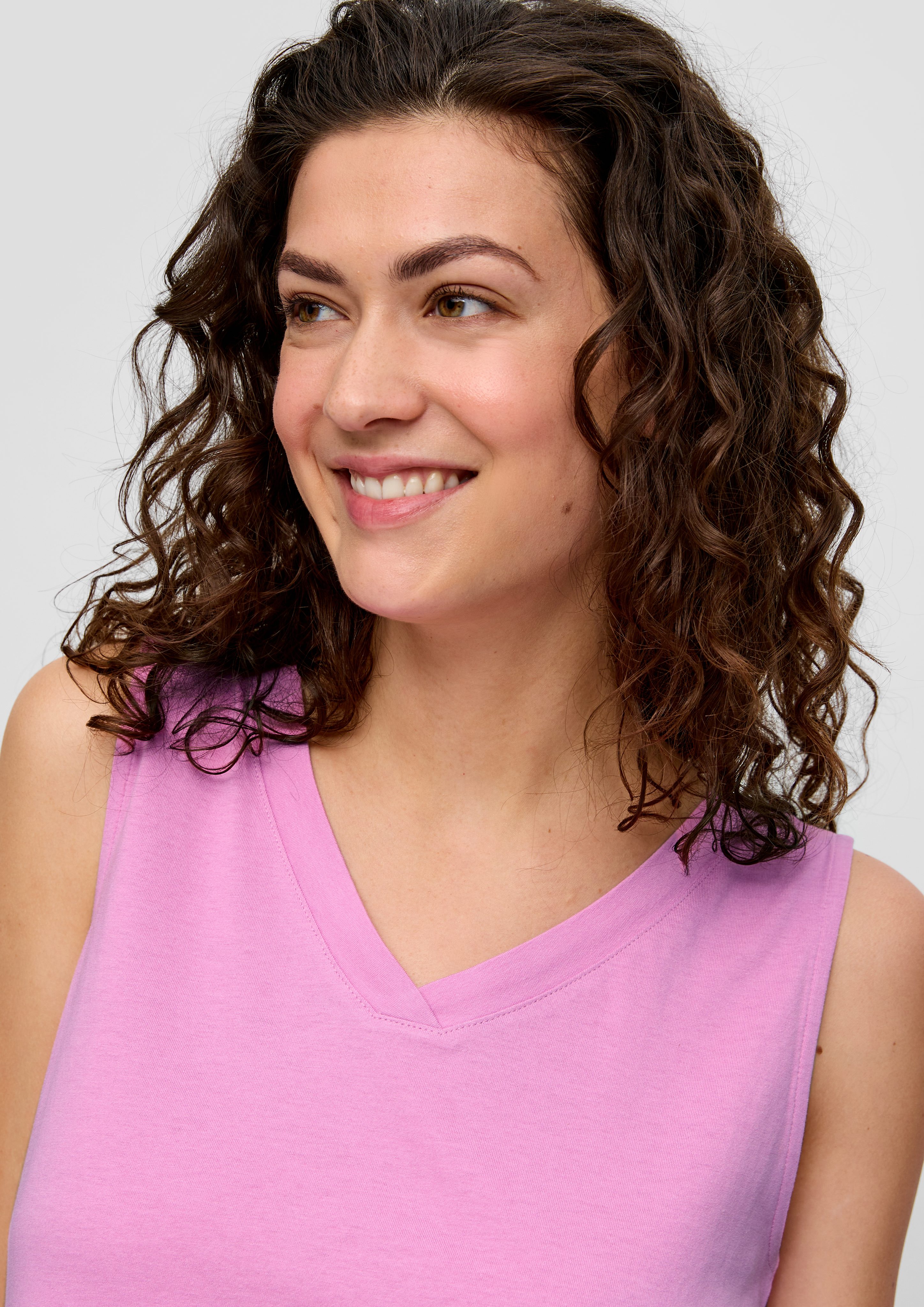 s.Oliver Shirttop Top mit V-Ausschnitt und günstig online kaufen