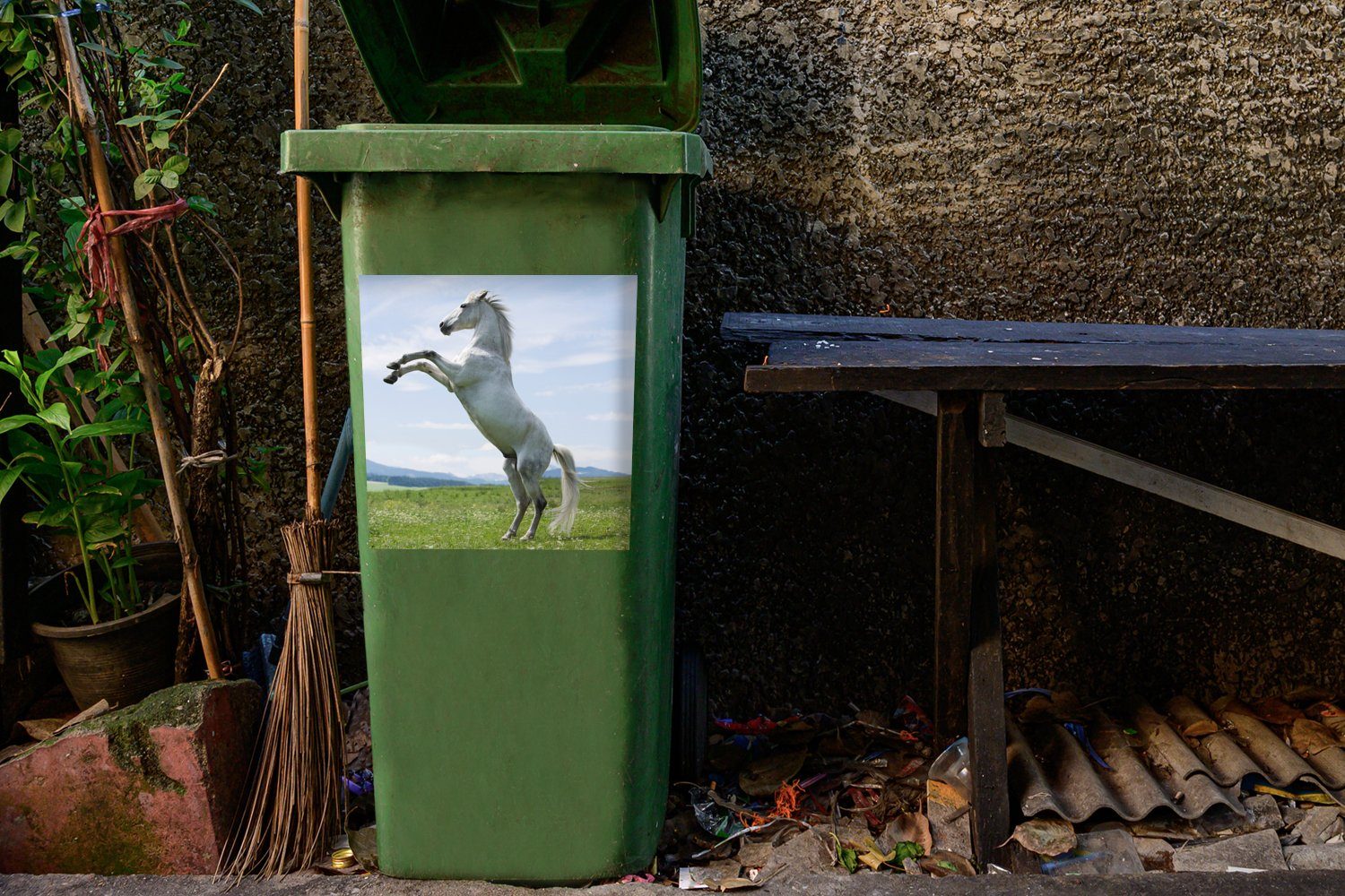Wandsticker Aufzucht Abfalbehälter Sticker, Natur St), Mülltonne, Container, (1 - MuchoWow Mülleimer-aufkleber, - Pferd