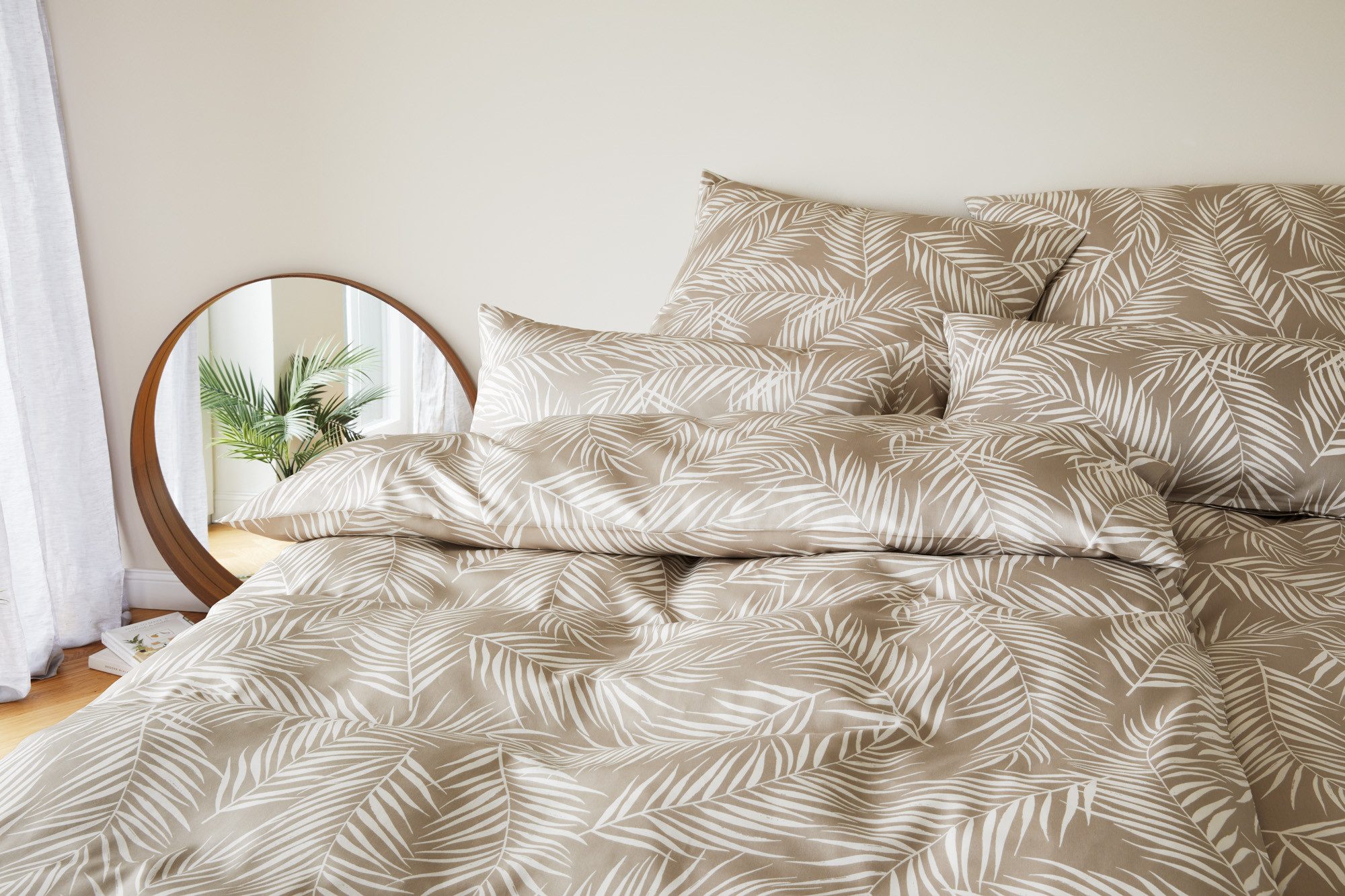 Elegante Bettwäsche Maison Leaves, Mako-Satin, 2 teilig, angenehmes Hautgefühl