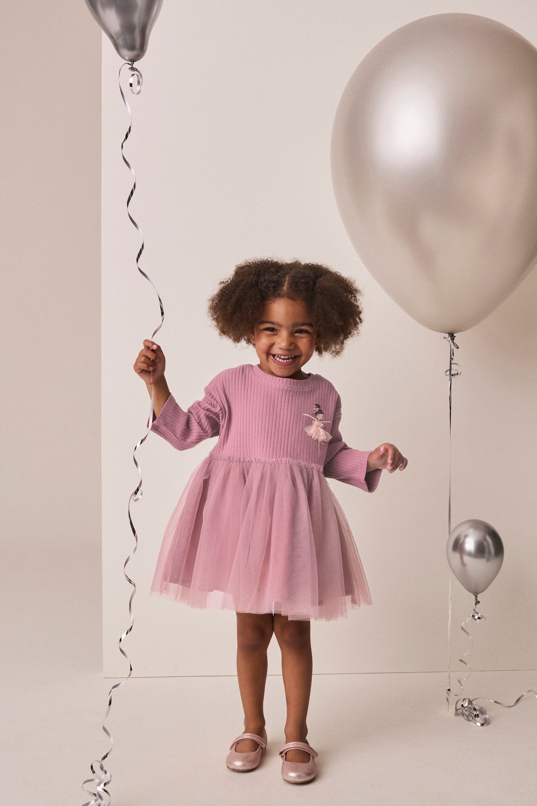 Next Meshkleid Geripptes Mesh-Partykleid mit langen Ärmeln (1-tlg)