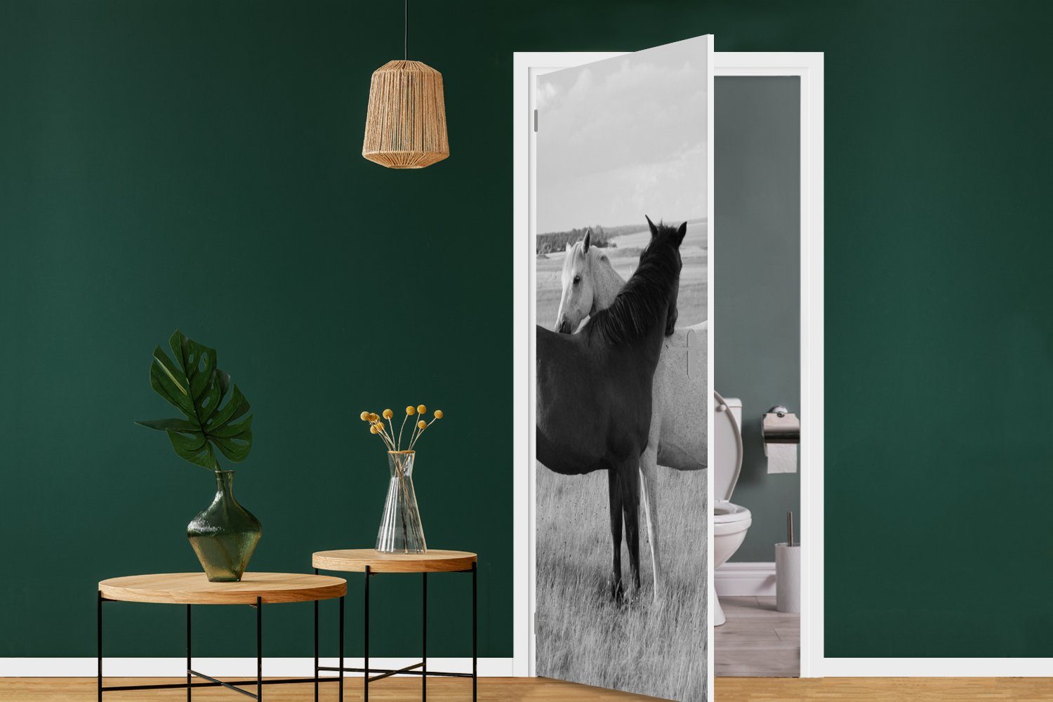 Pferde Landleben, - MuchoWow Porträt St), Türtapete Tür, Türaufkleber, - - (1 Schwarz-Weiß - 75x205 cm Matt, bedruckt, Tiere für Fototapete