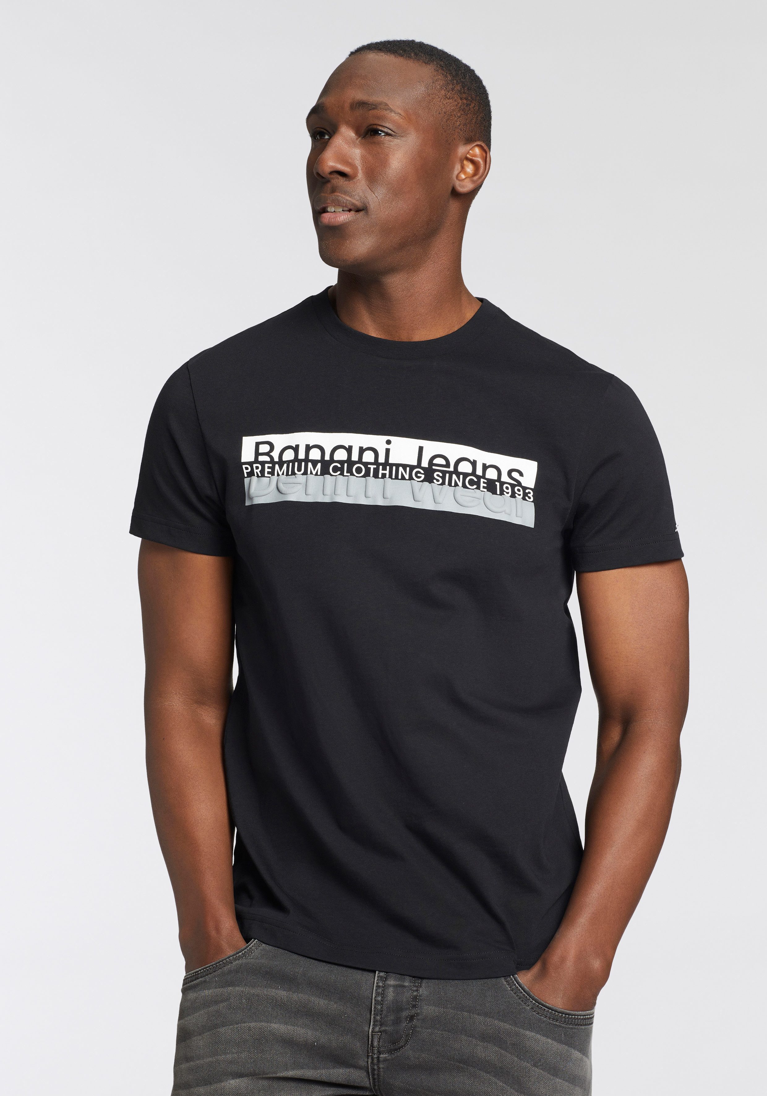 Bruno Banani T-Shirt mit modischem Frontprint günstig online kaufen