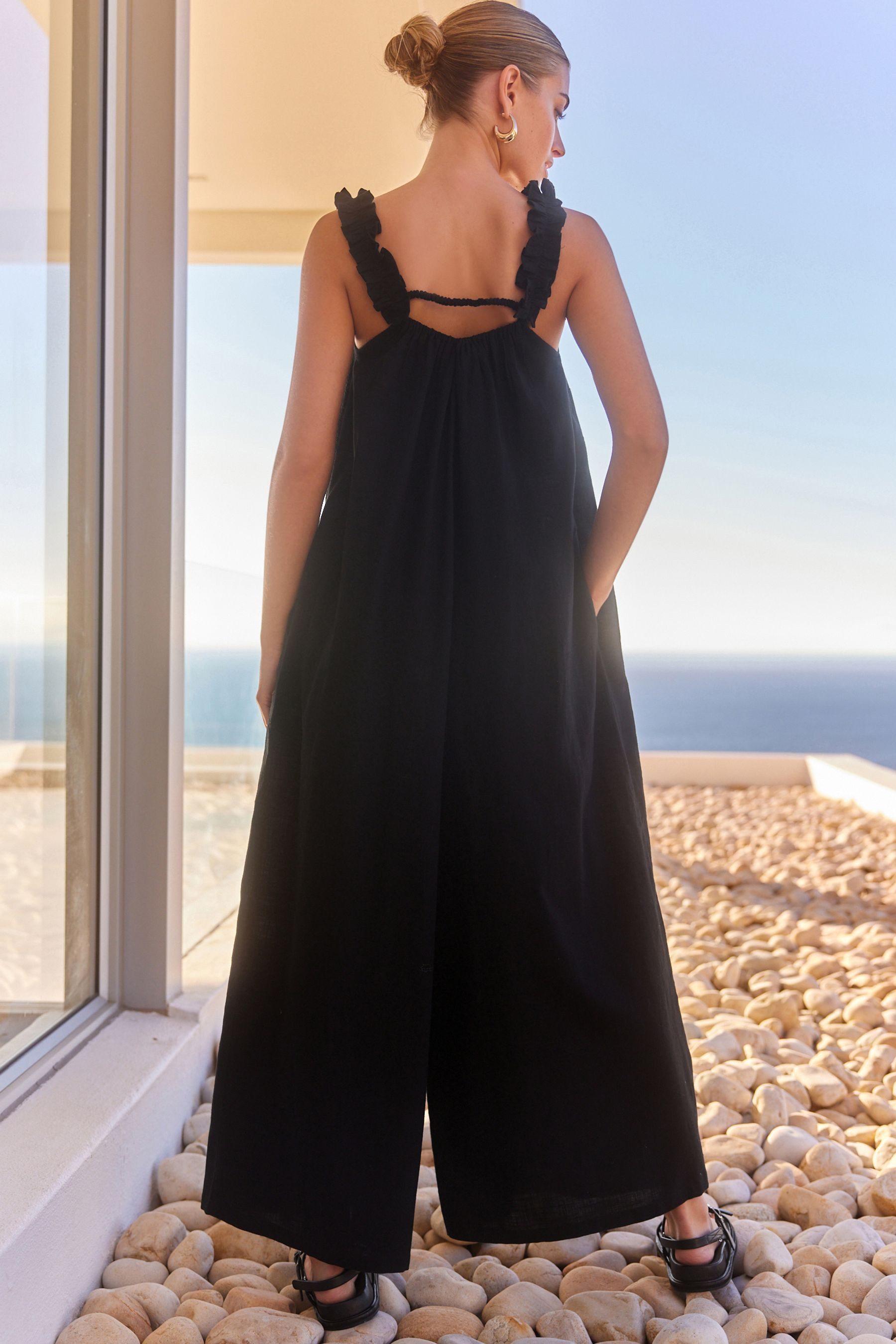 Next Jumpsuit Jumpsuit mit weitem Bein und gerüschten Trägern (1-tlg) günstig online kaufen