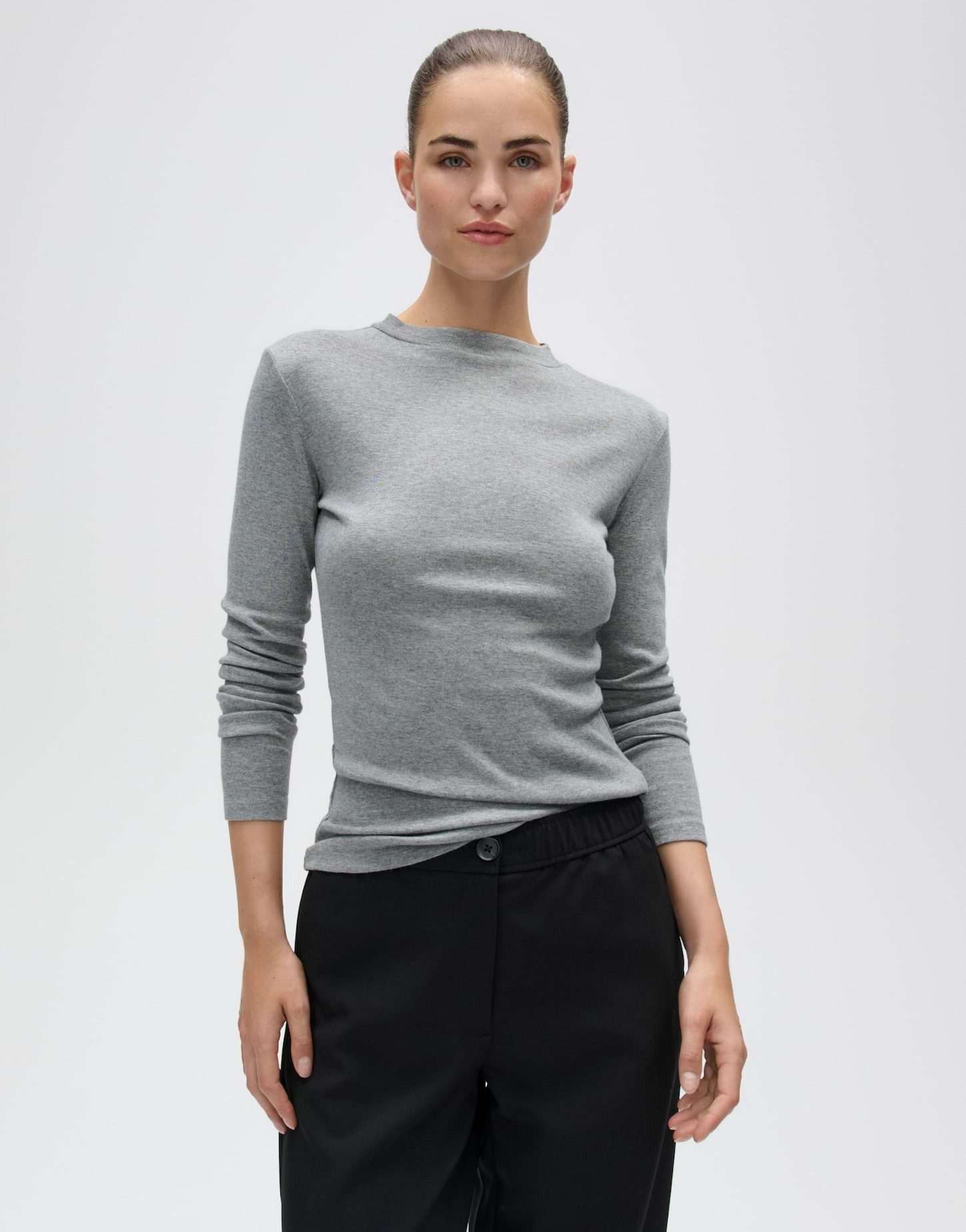 OPUS Longsleeve Sylivia aus weichem Jersey Figurbetonter Schnitt mit kleinem Stehkragen