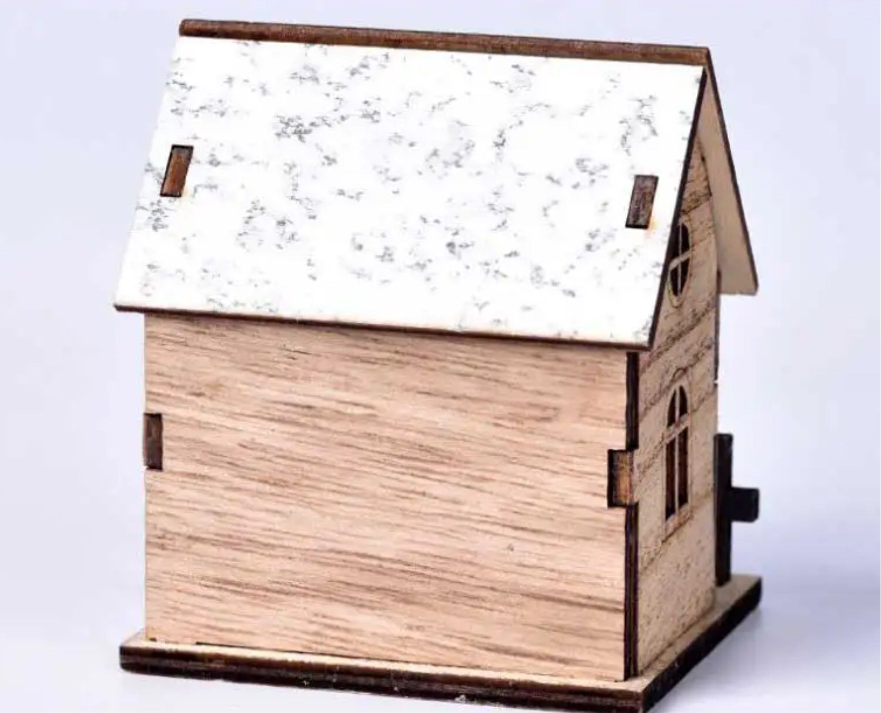 Stelby Weihnachtshaus Weihnachtshaus Holz mit LED Licht –Weihnachtsdeko Miniaturhaus 3 Stück, festliche Tischdekoration, stimmungsvolle Weihnachtsbeleuchtung
