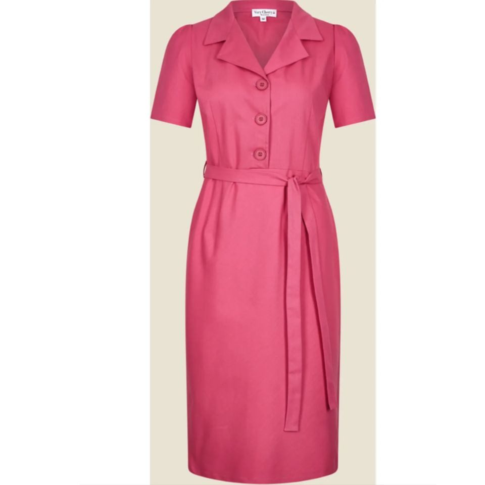 Very Cherry Midikleid – modisches Bleistiftkleid fällt klein aus