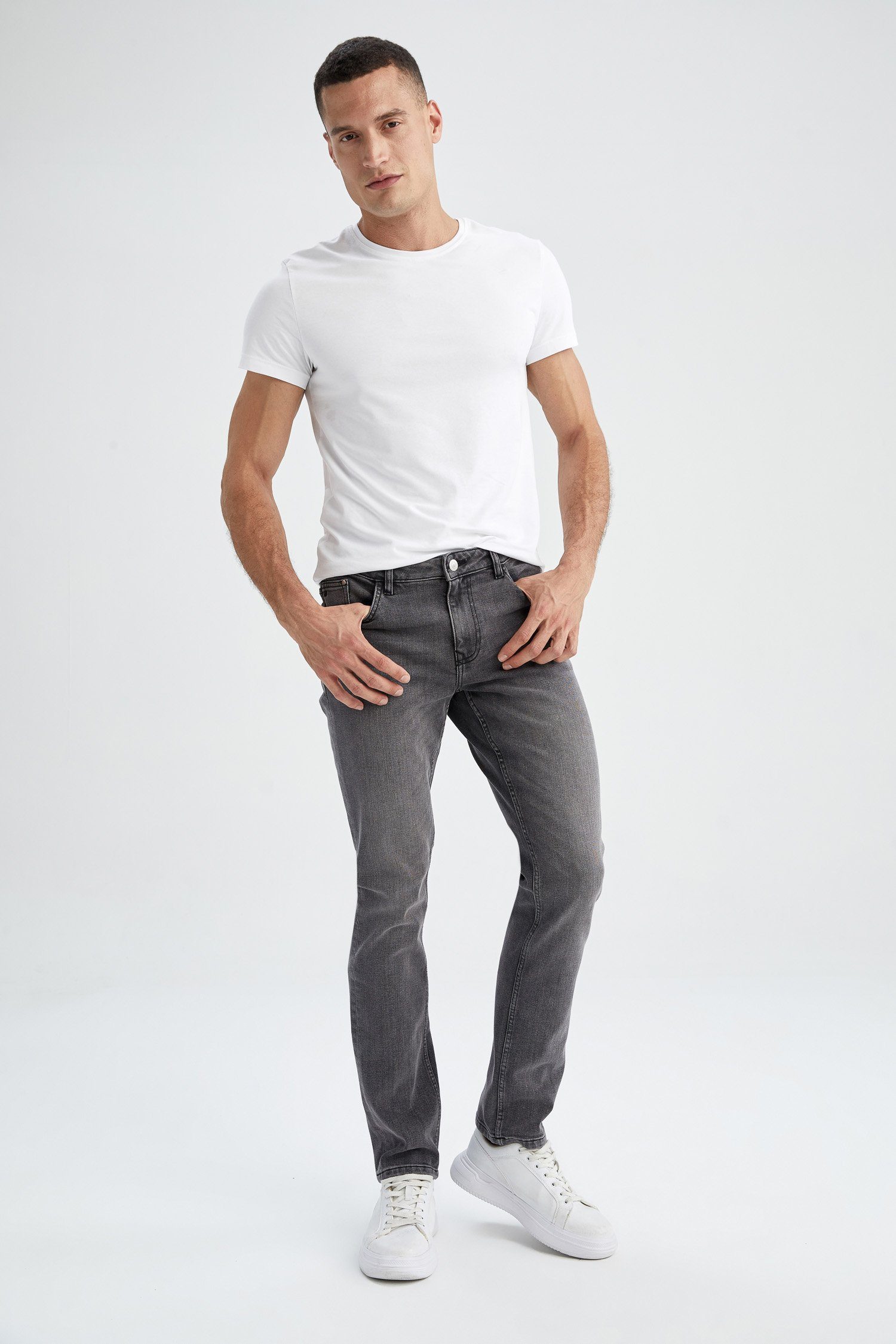 Herren DENIM Regular-fit-Jeans FIT Regular-fit-Jeans DeFacto PEDRO-SLIM