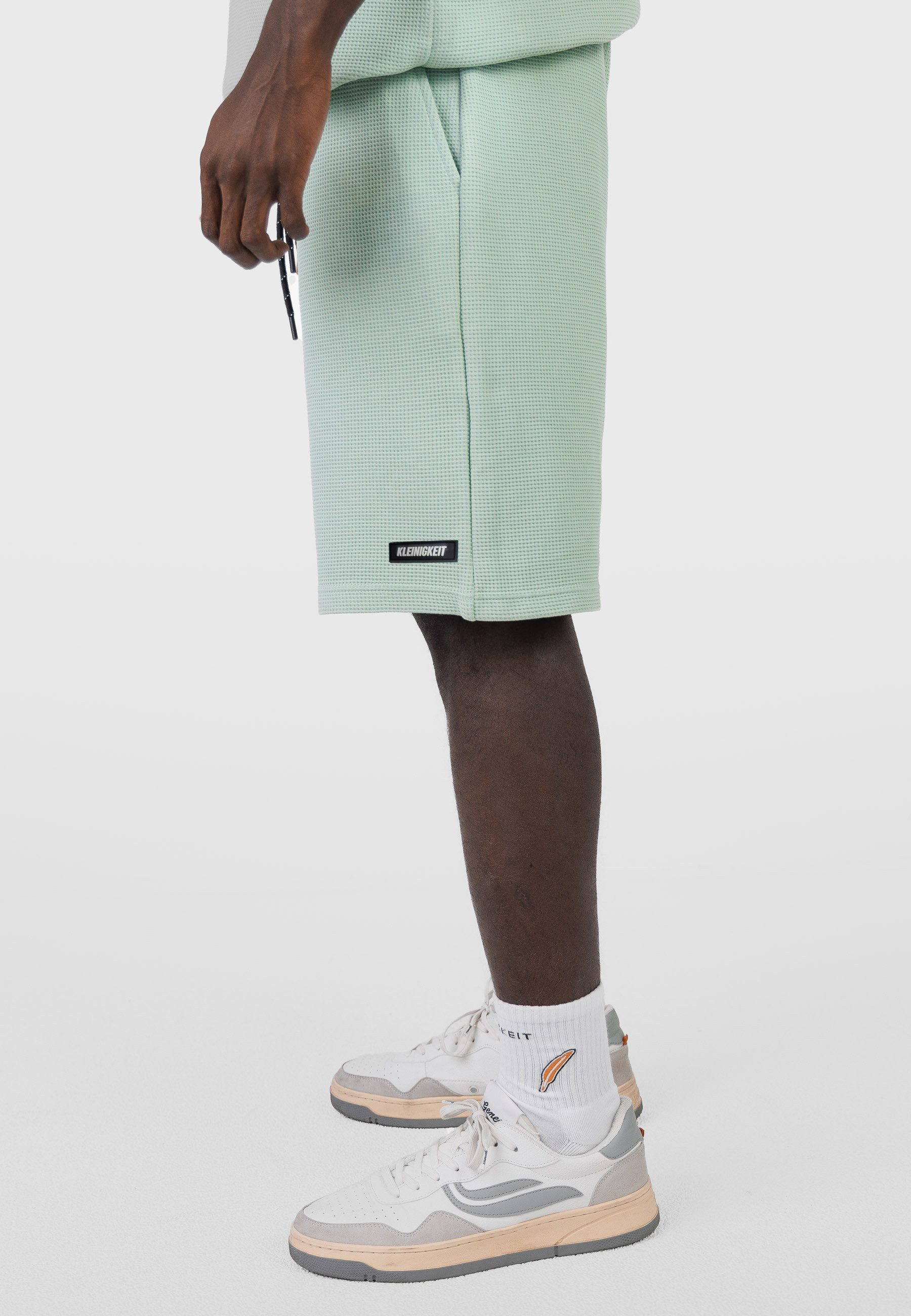 Kleinigkeit Sweatshorts Kleinigkeit Waffley Snipes Shorts (1-tlg)
