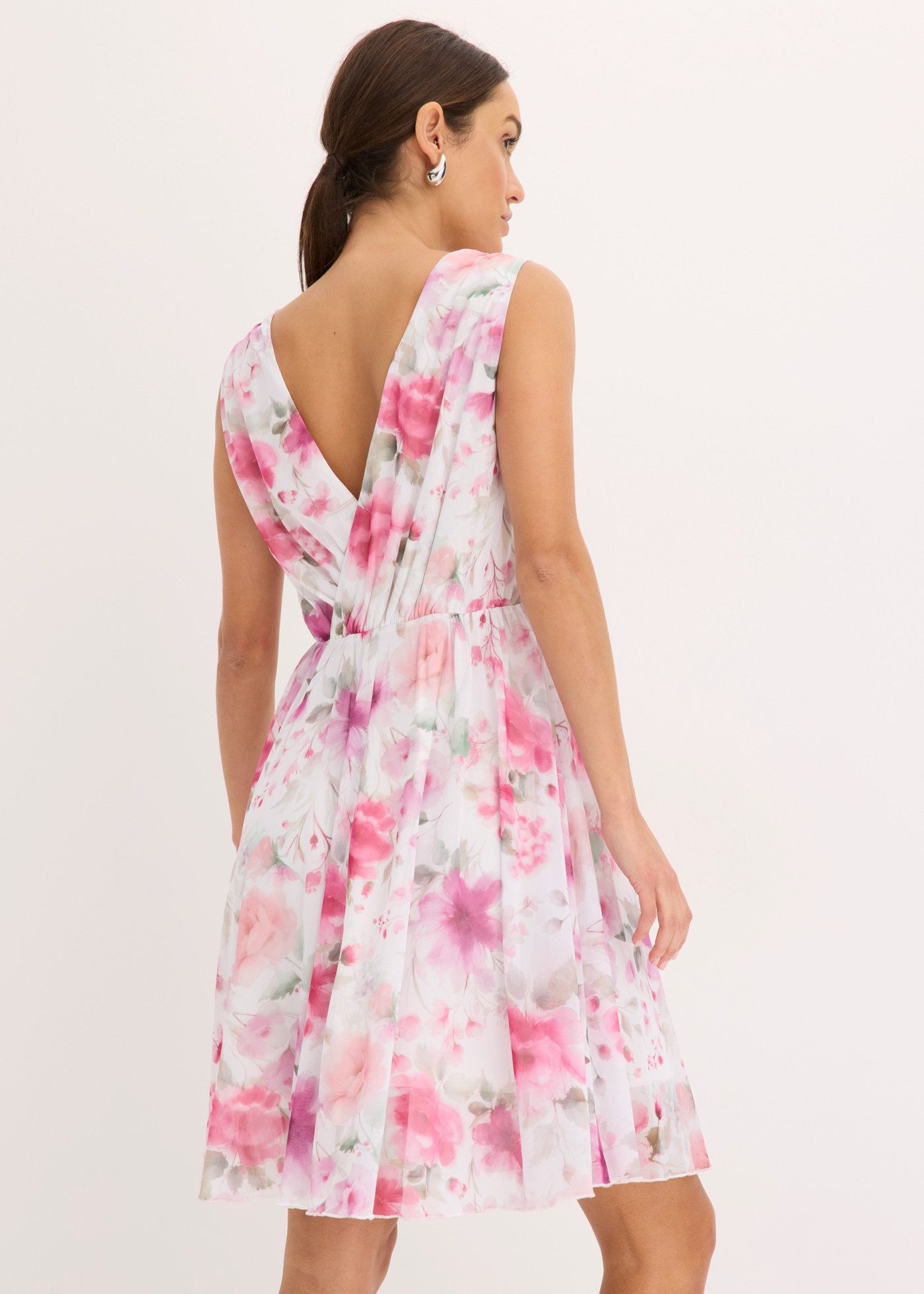 bonprix Minikleid in Wickeloptik, aus Polyester und Elasthan, ausgestellte Passform – Bild 2 von 5