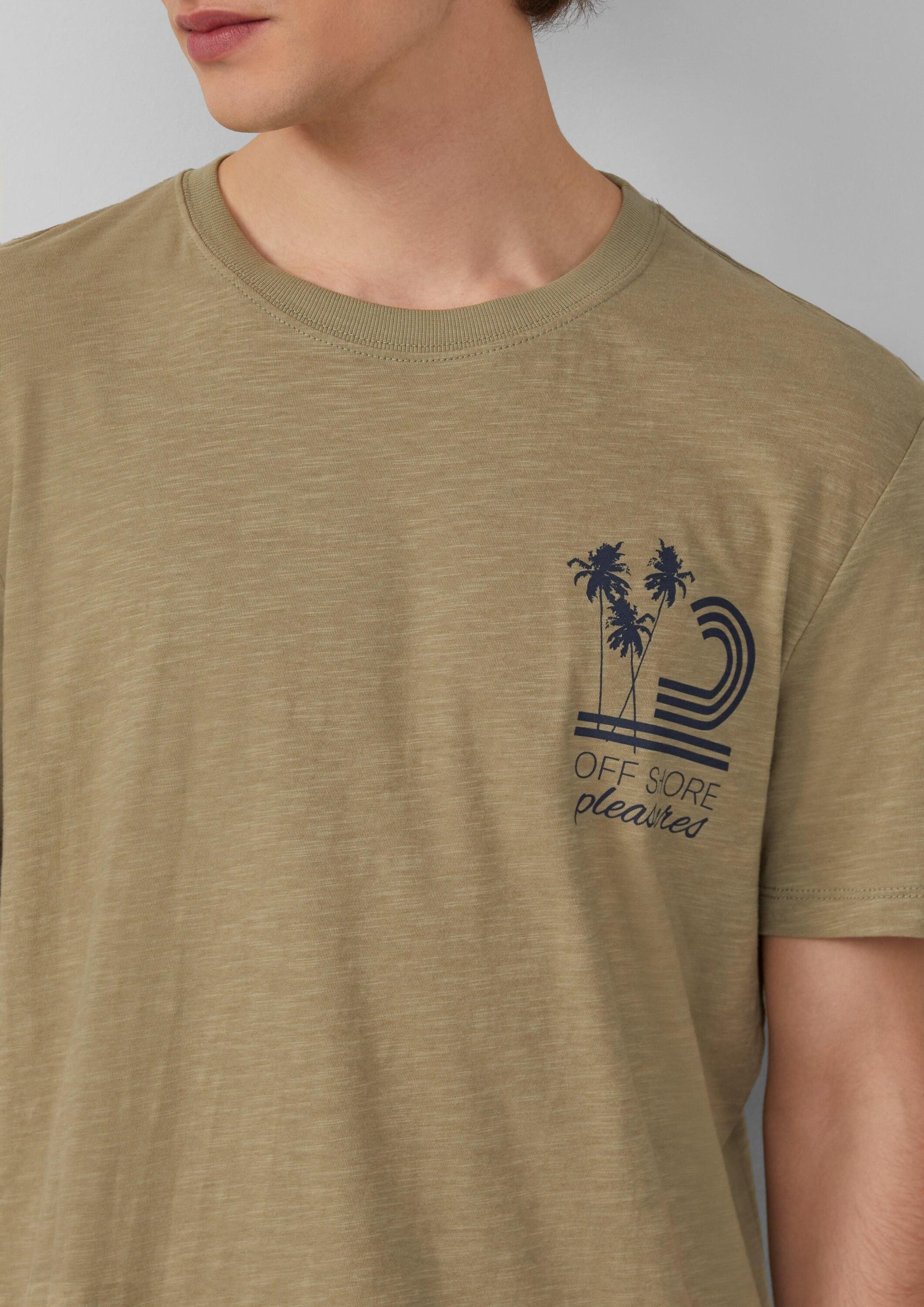 s.Oliver Kurzarmshirt T-Shirt Baumwoll-T-Shirt mit Frontprint und Flammgarnstruktur
