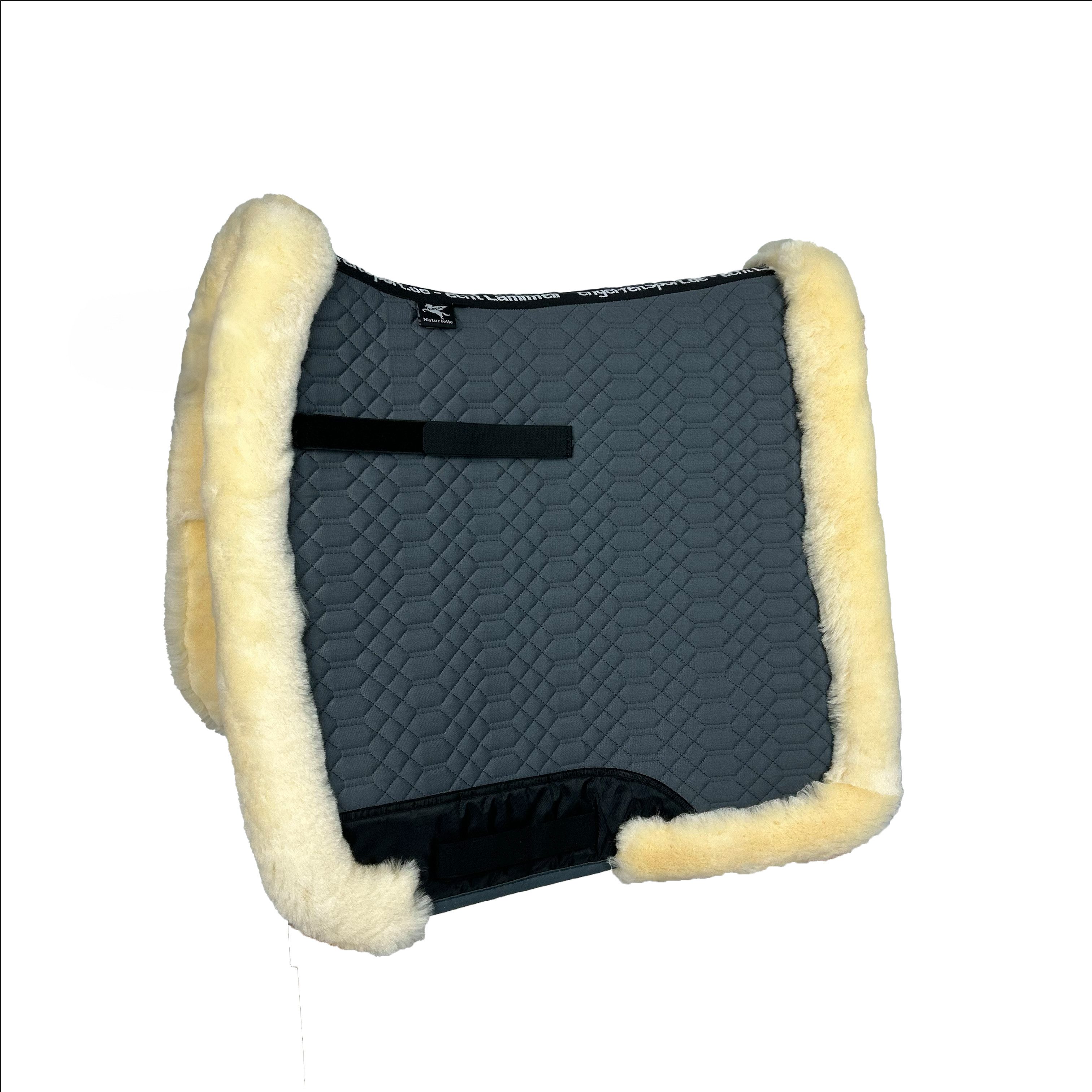 Engel Reitsport Schabracke Lammfell Schabracke SCHABRA3 Fellrand rundherum Fell komplett, (1-St)