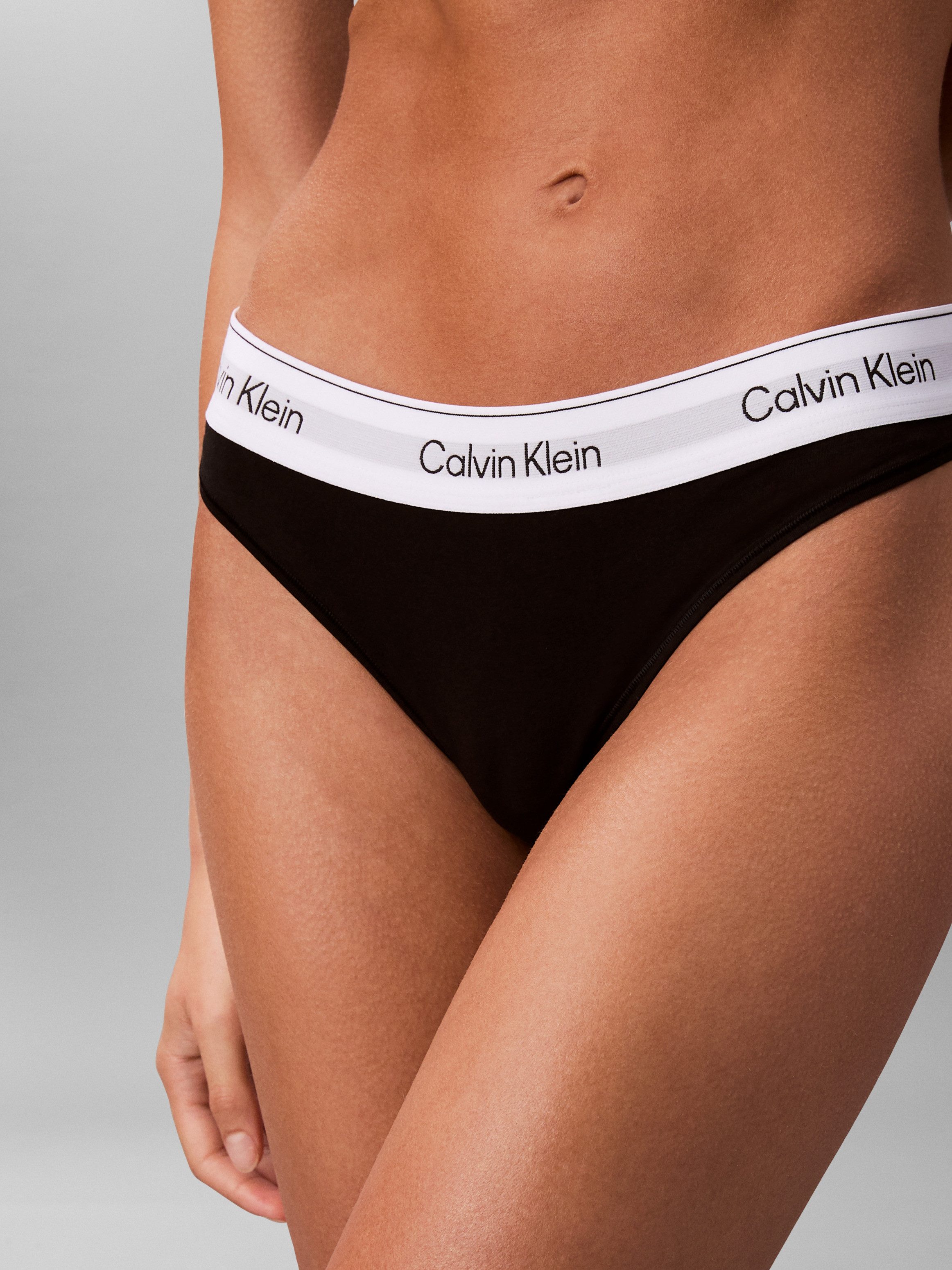 Calvin Klein Underwear String MODERN COTTON mit breitem Bündchen