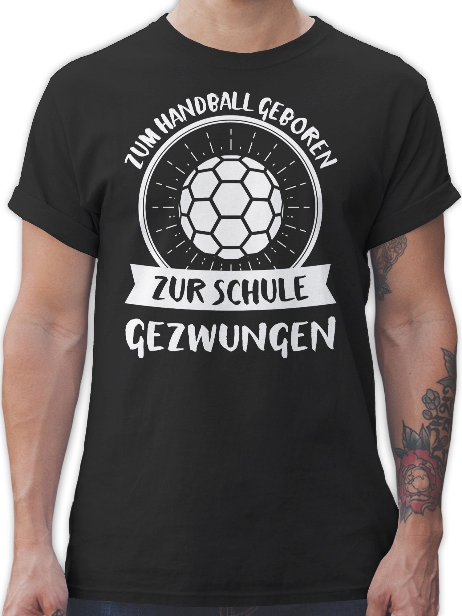 Shirtracer T-Shirt »Zum Handball geboren zur Schule gezwungen - Handball WM  2023 Trikot Ersatz - Herren Premium T-Shirt« handball tshirt sprüche - shirt  schule 2022 - funshirt männer