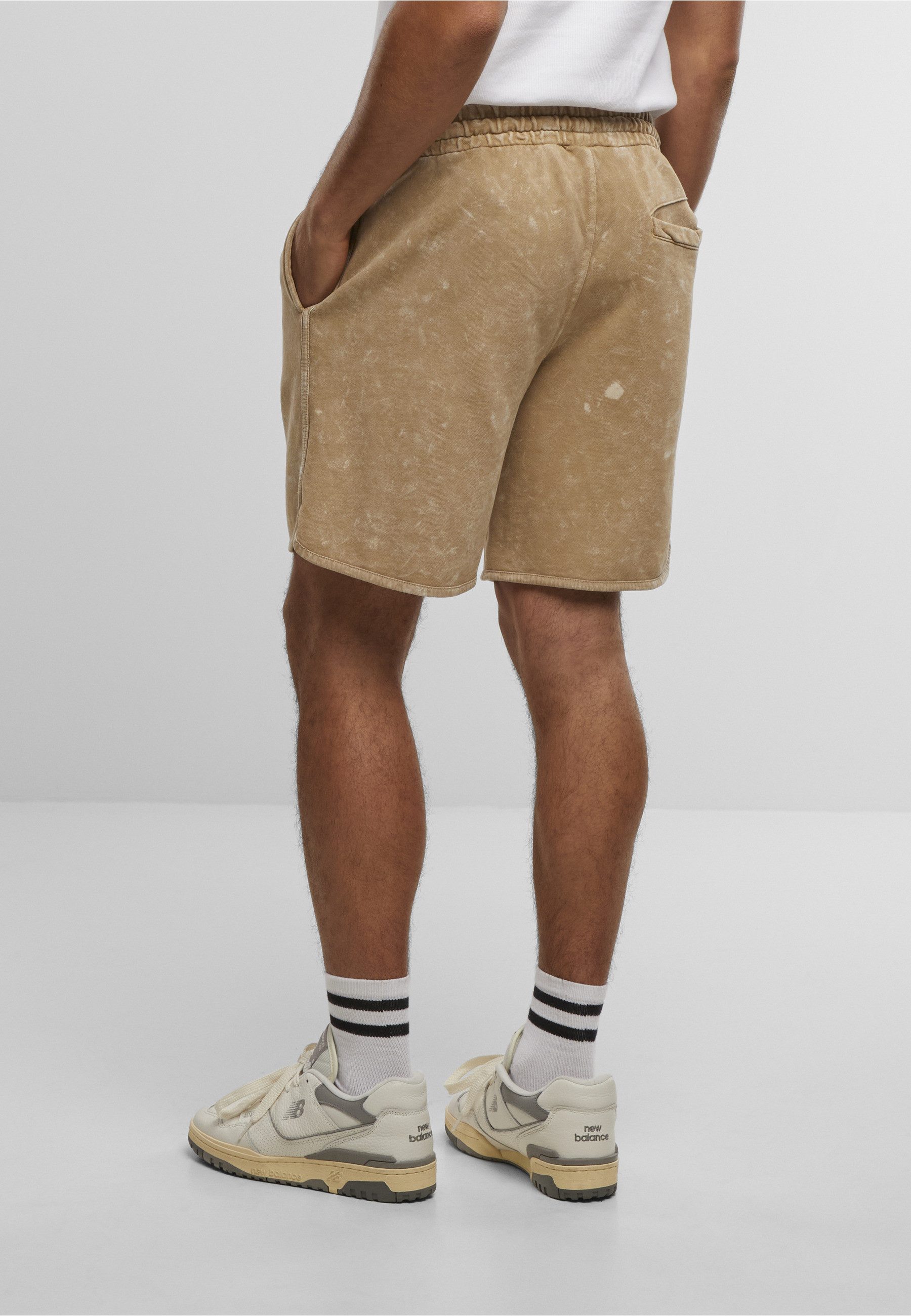 URBAN CLASSICS Sweatshorts Urban Classics Washed Piped Shorts (1-tlg) – Bild 5 von 5
