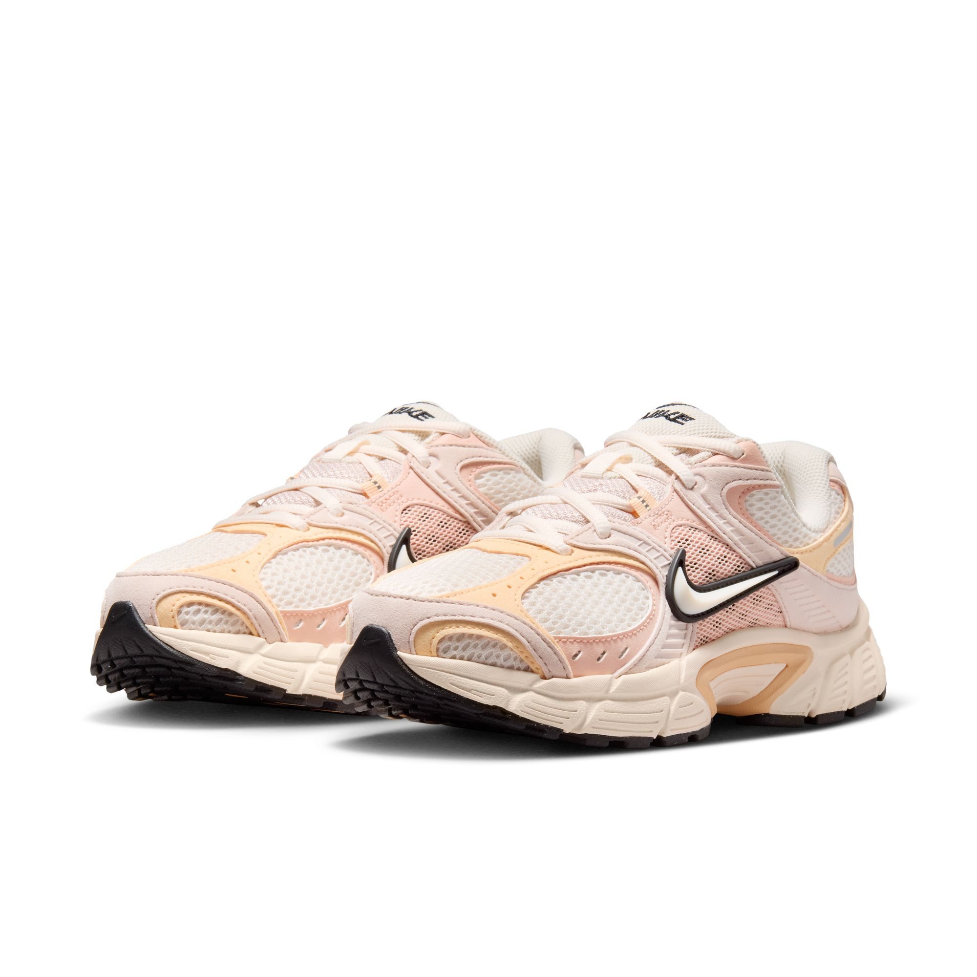 Nike Sportswear W V5 RNR Sneaker inspiriert vom Design des Y2K Nike Vomero 5