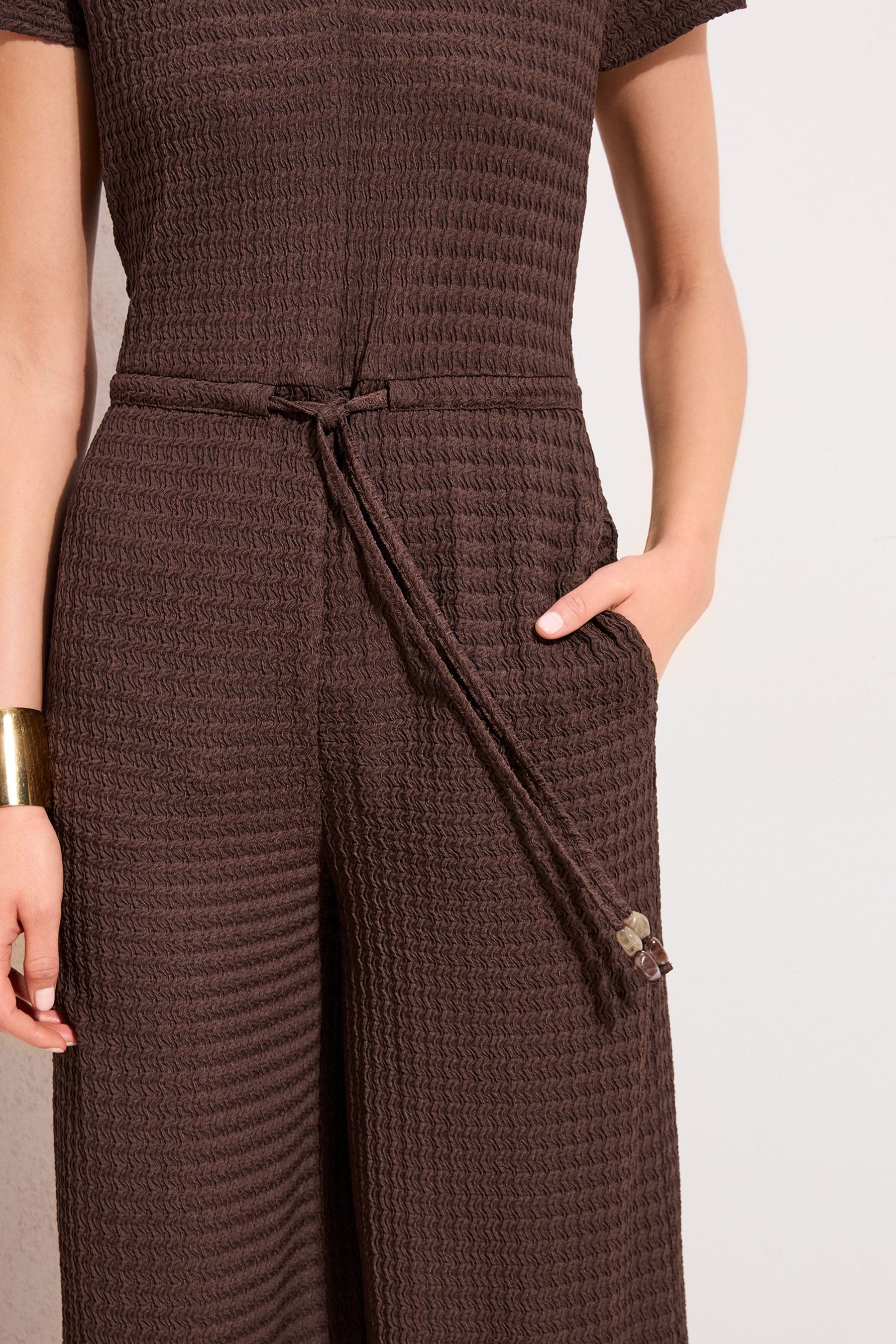 Friends Like These Jumpsuit Friends Like These Kurzarm-Jumpsuit, Kurzgröße (1-tlg) – Bild 3 von 4