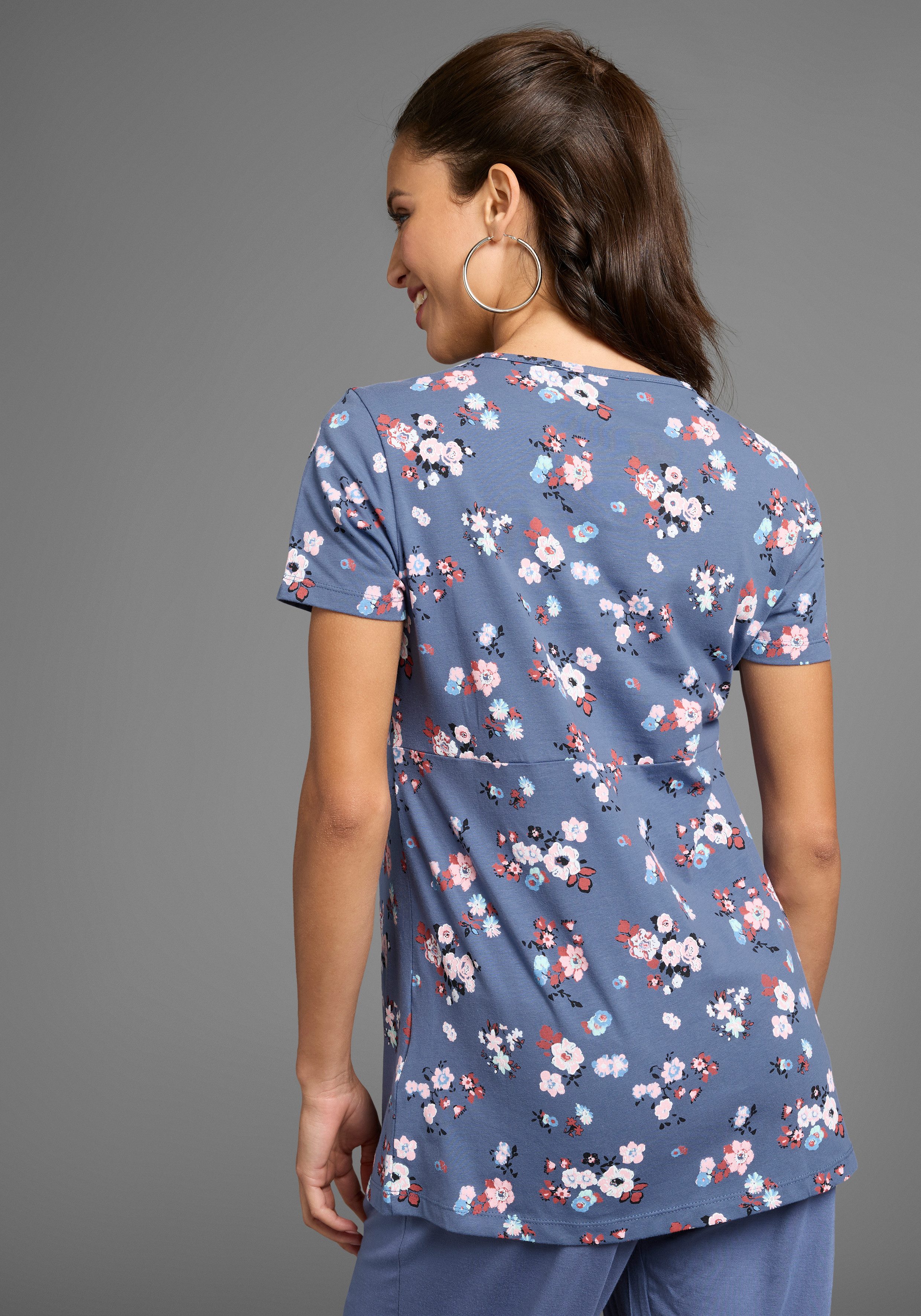 Neun Monate Umstandsshirt Schwangerschafts- und Stillshirt in Wickeloptik Wickelshirt für Schwangerschaft und Stillzeit – Bild 2 von 5