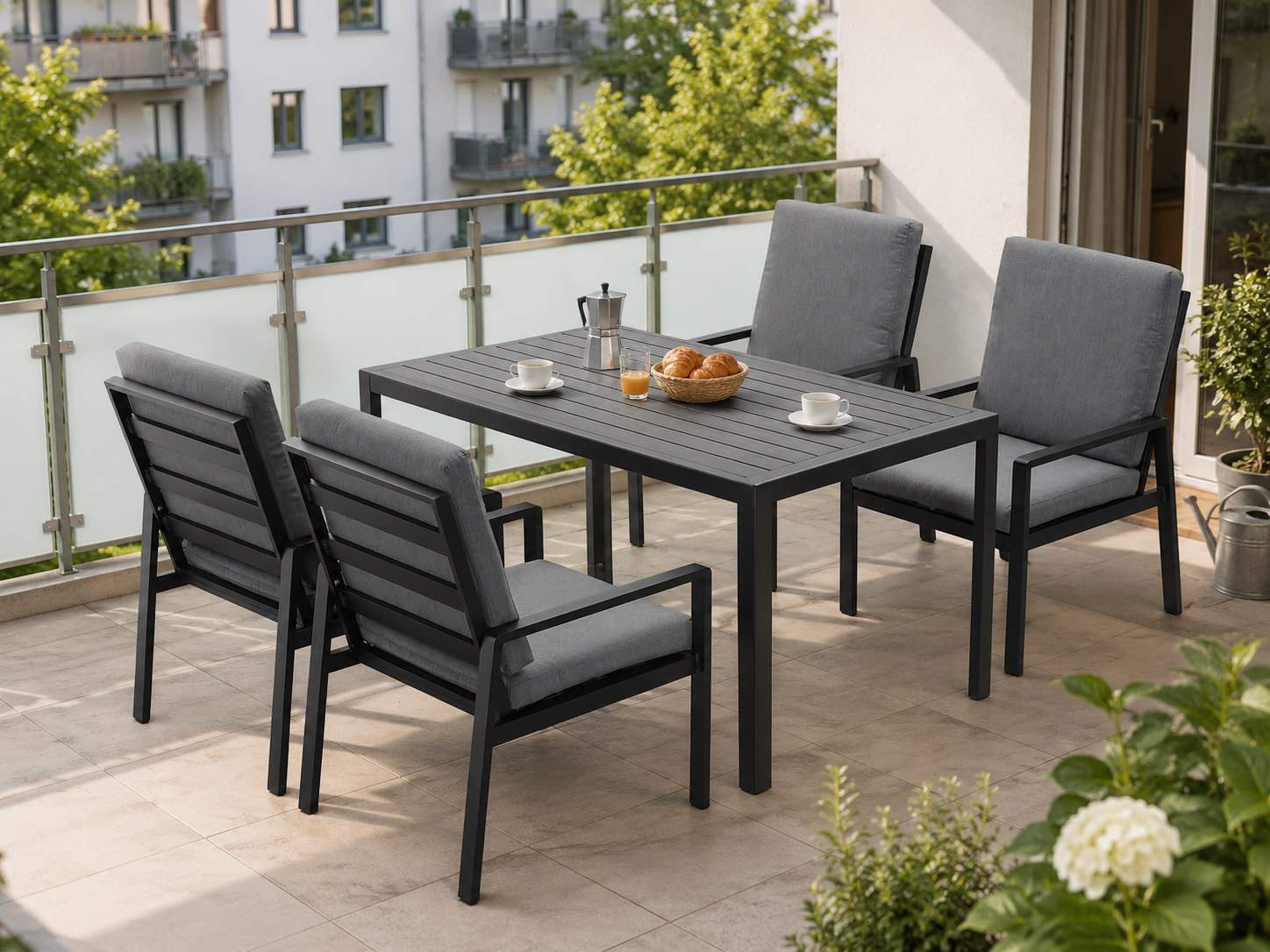 MeXo Gartenlounge-Set Gartenmöbel Set aus Aluminium mit Esstisch, (wetterfest, hoher Sitzkomfort, 5-tlg., bis 140 kg belastbar), mit pflegeleichte Polywood-Tischplatte, geeignet für 4 Personen