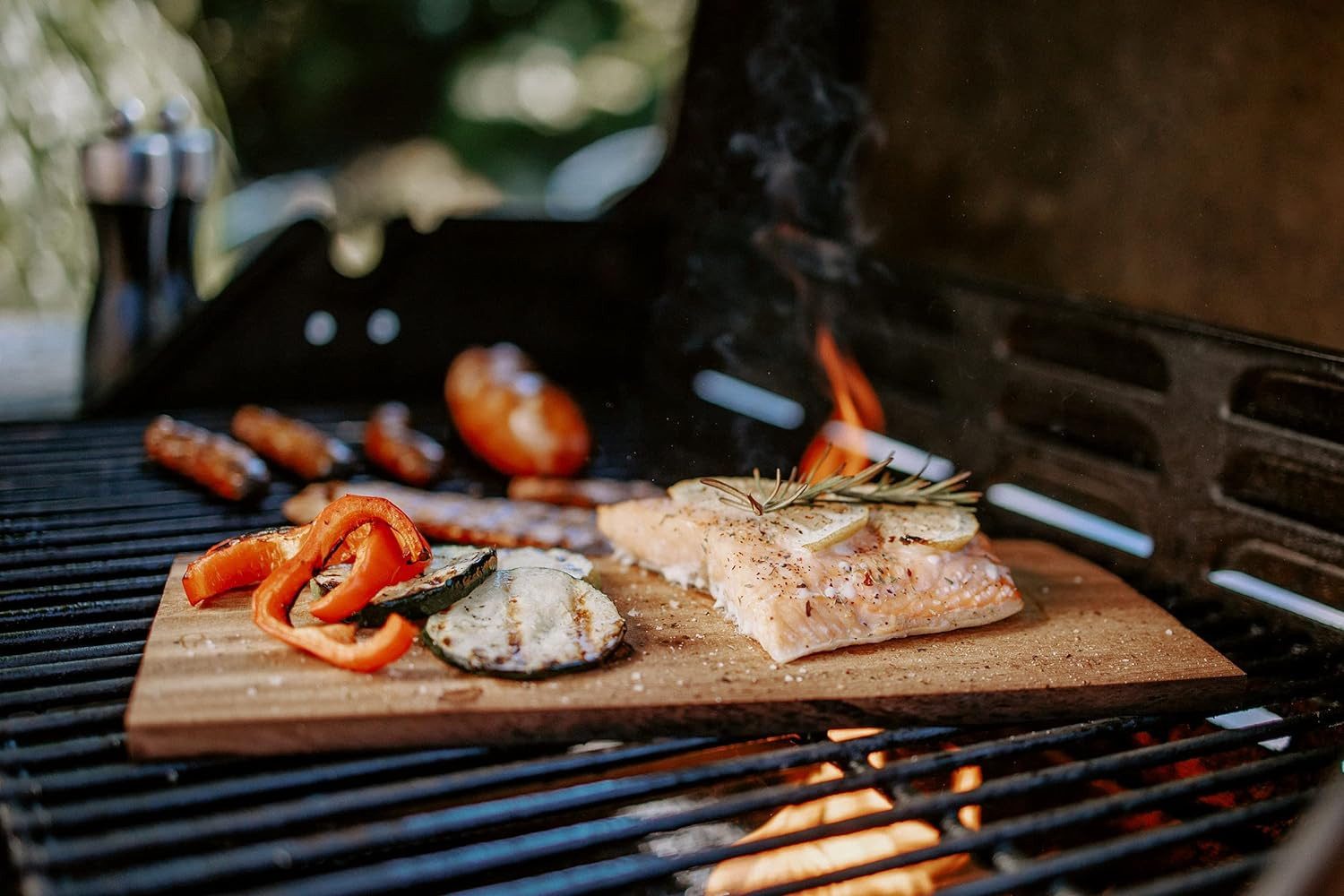 campingmann Räucherbrett XXL Räucherbretter Aroma Grillbretter aus Hickoryholz, (4-St), Ideal für Fisch & Fleisch, Würziges Raucharoma, 300 x 145 x 10mm