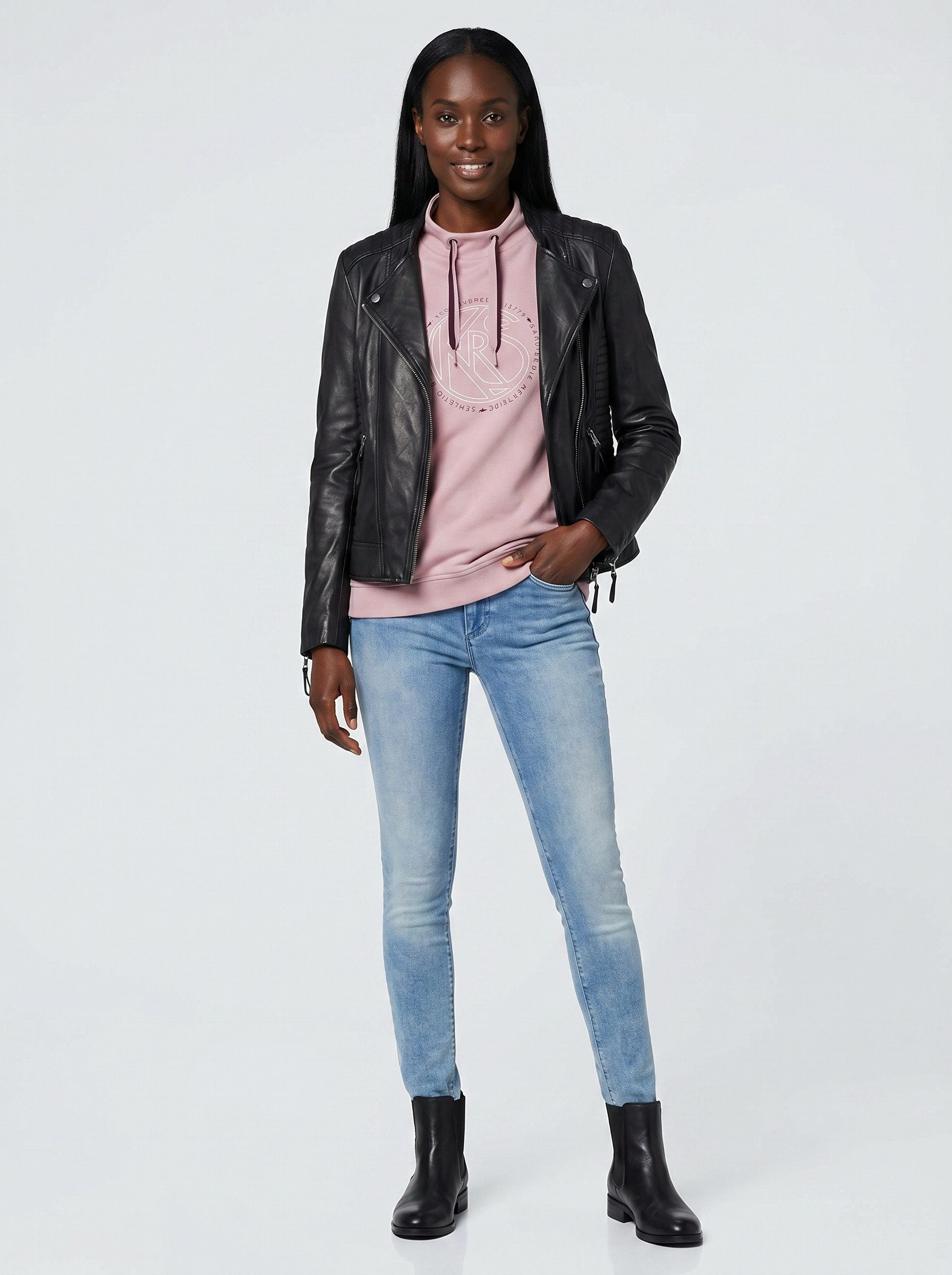 Zum Outfit 11