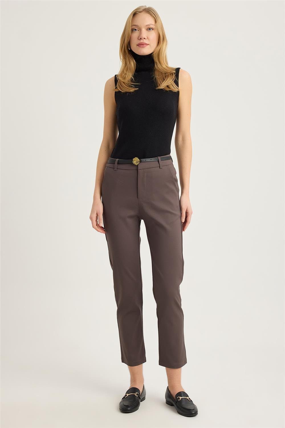 Bequeme Jeans Hose mit Gürtel