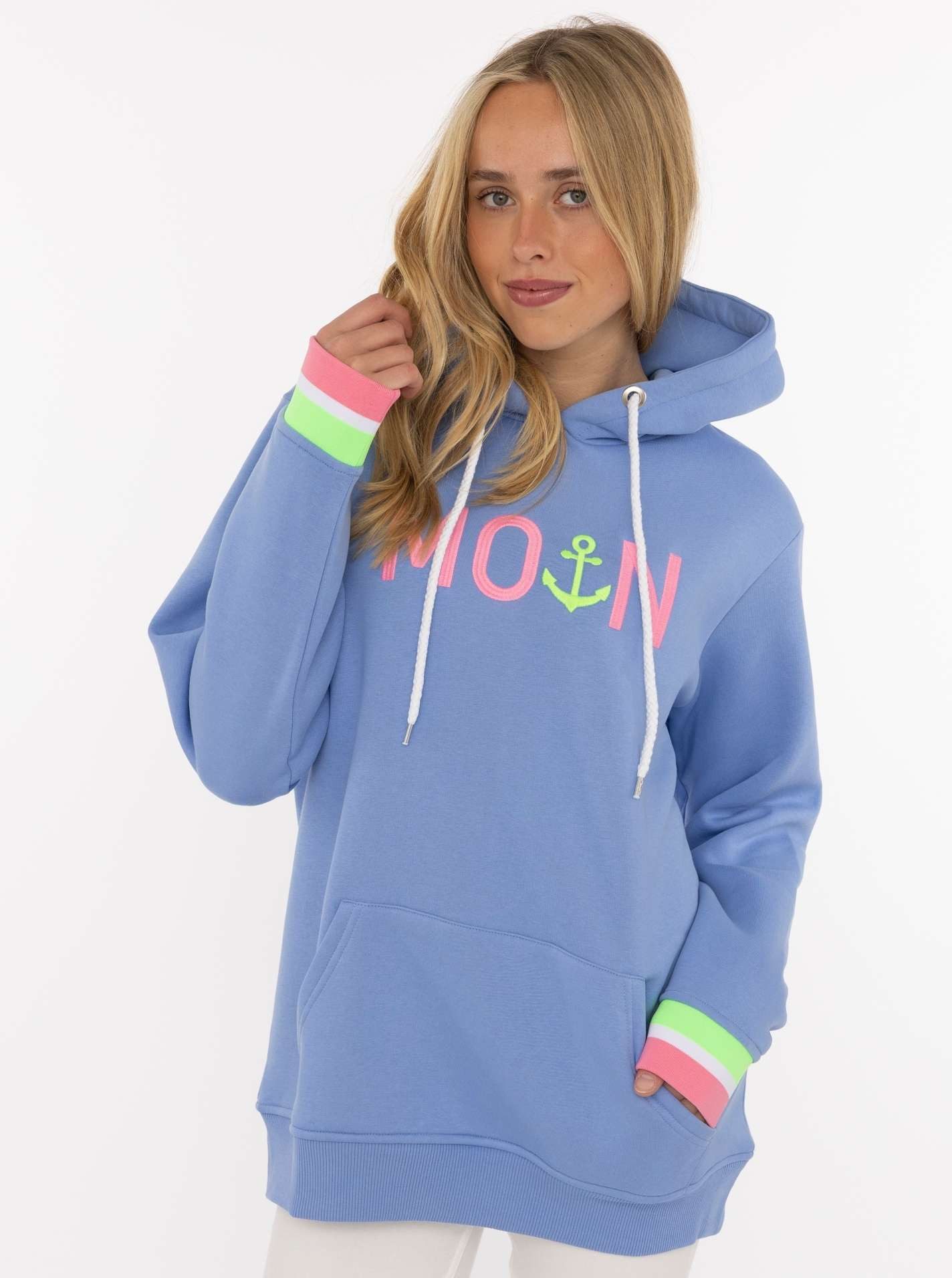 Zwillingsherz Hoodie "Rahel" mit "MOIN" und Anker Stickerei, kontrastfarbigen Ärmelbündchen