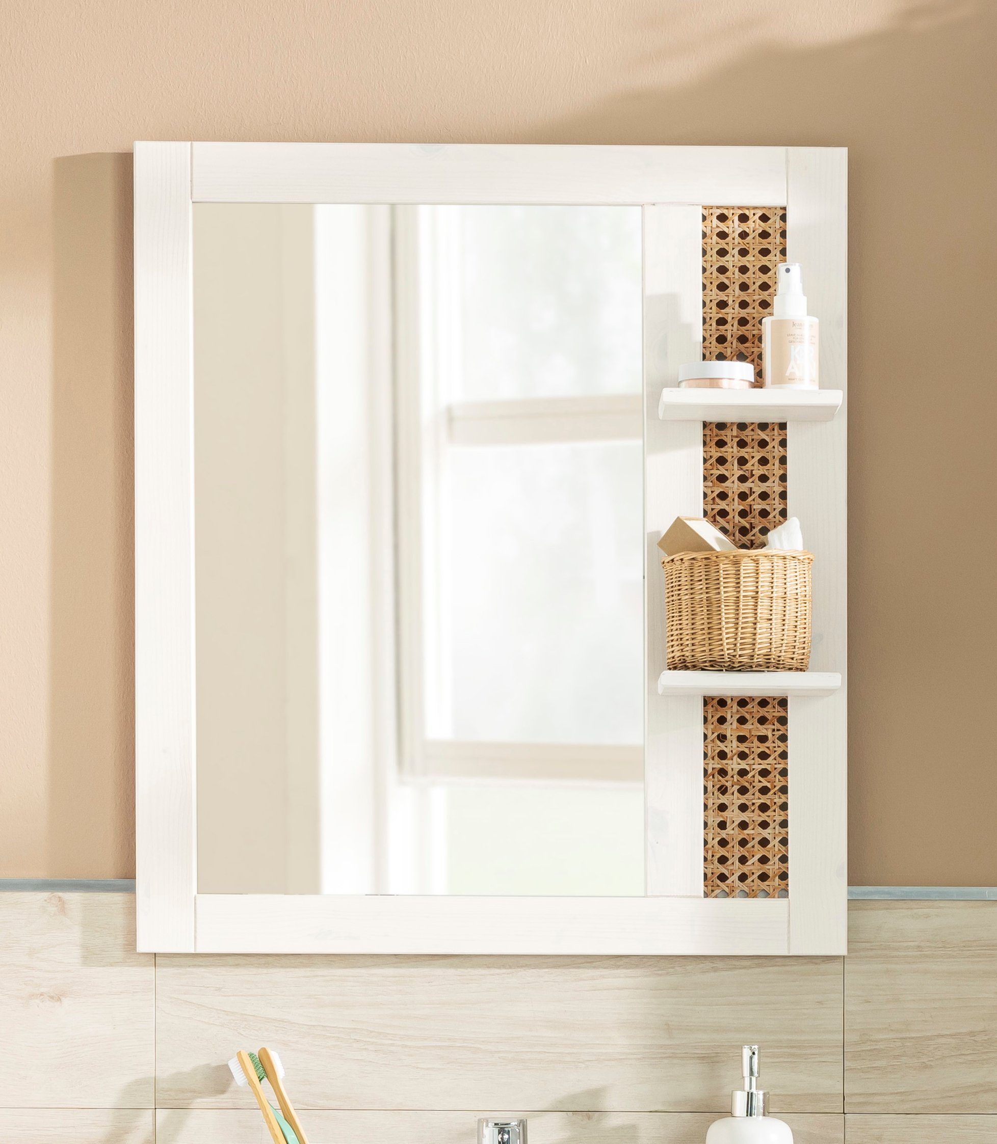 Home affaire Spiegel »Roan«, aus Kiefer massiv mit Rattan-Einsatz, Breite 61 cm-HomeTrends