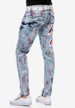 Cipo & Baxx Bequeme Jeans mit handbemaltem Design