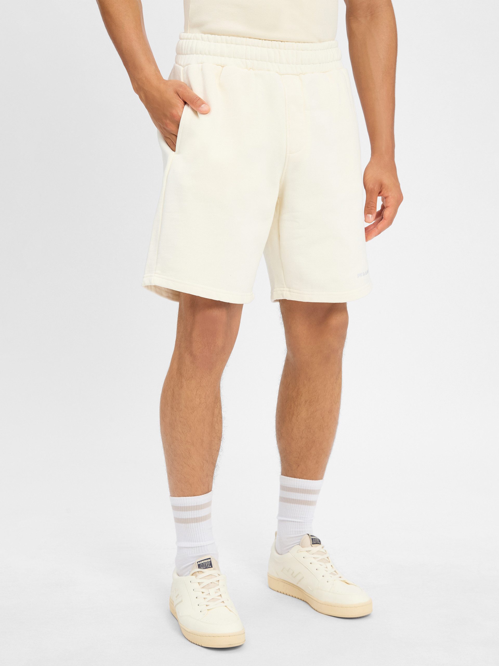 Pegador Shorts Logo günstig online kaufen
