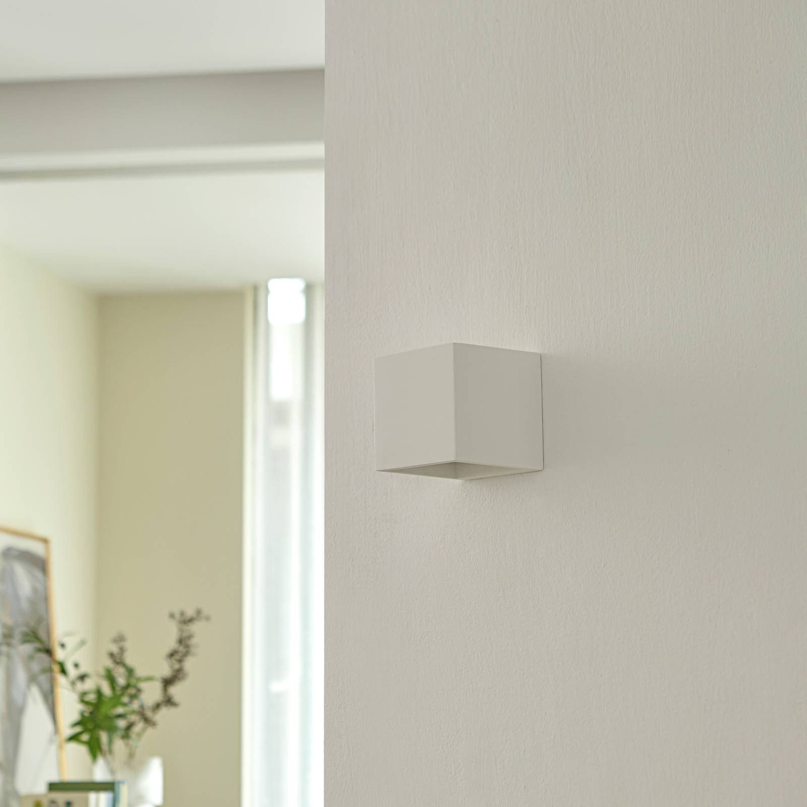 Lindby Wandleuchte Kay, LED, Gips Weiß IP20, 1 x 8 W LED