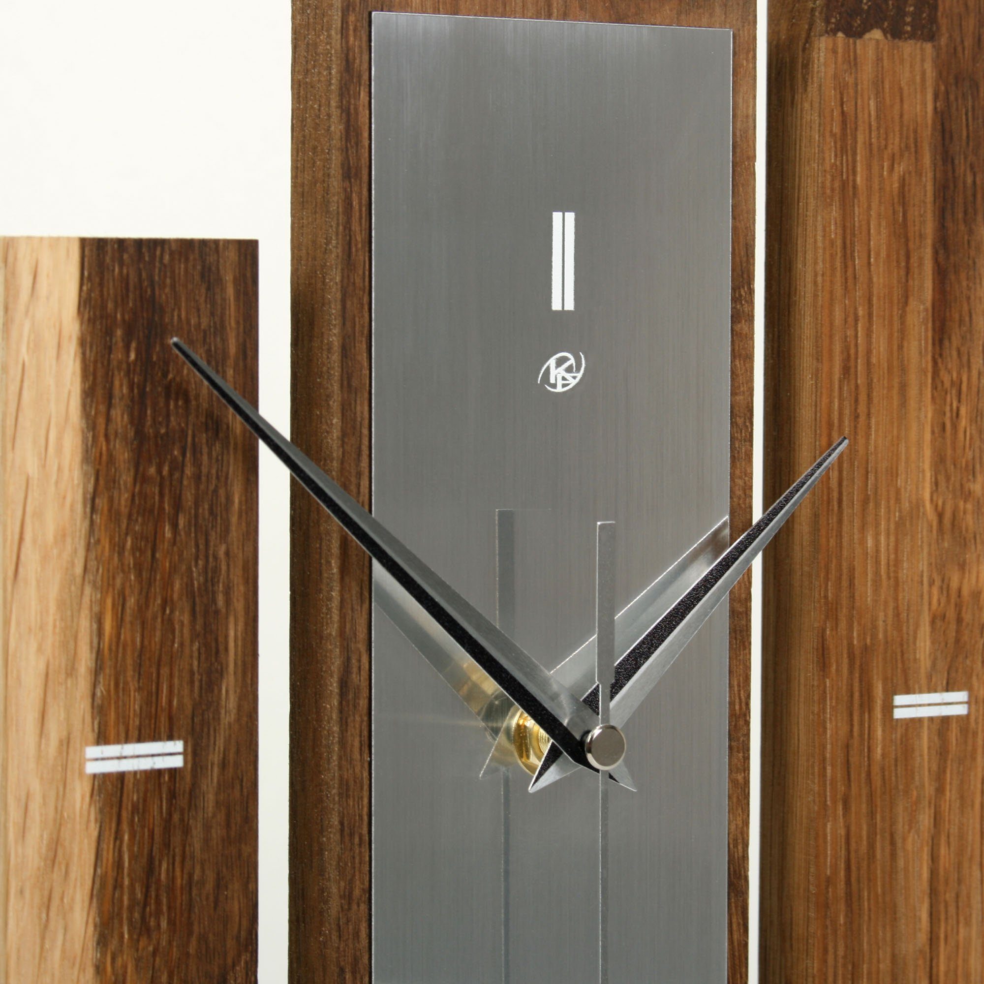 Kreative Feder Standuhr Designer-Standuhr "Stairs" aus Massivholz, ohne Ticken; Funk- oder Quarzuhrwerk; elegant, außergewöhnlich, modern