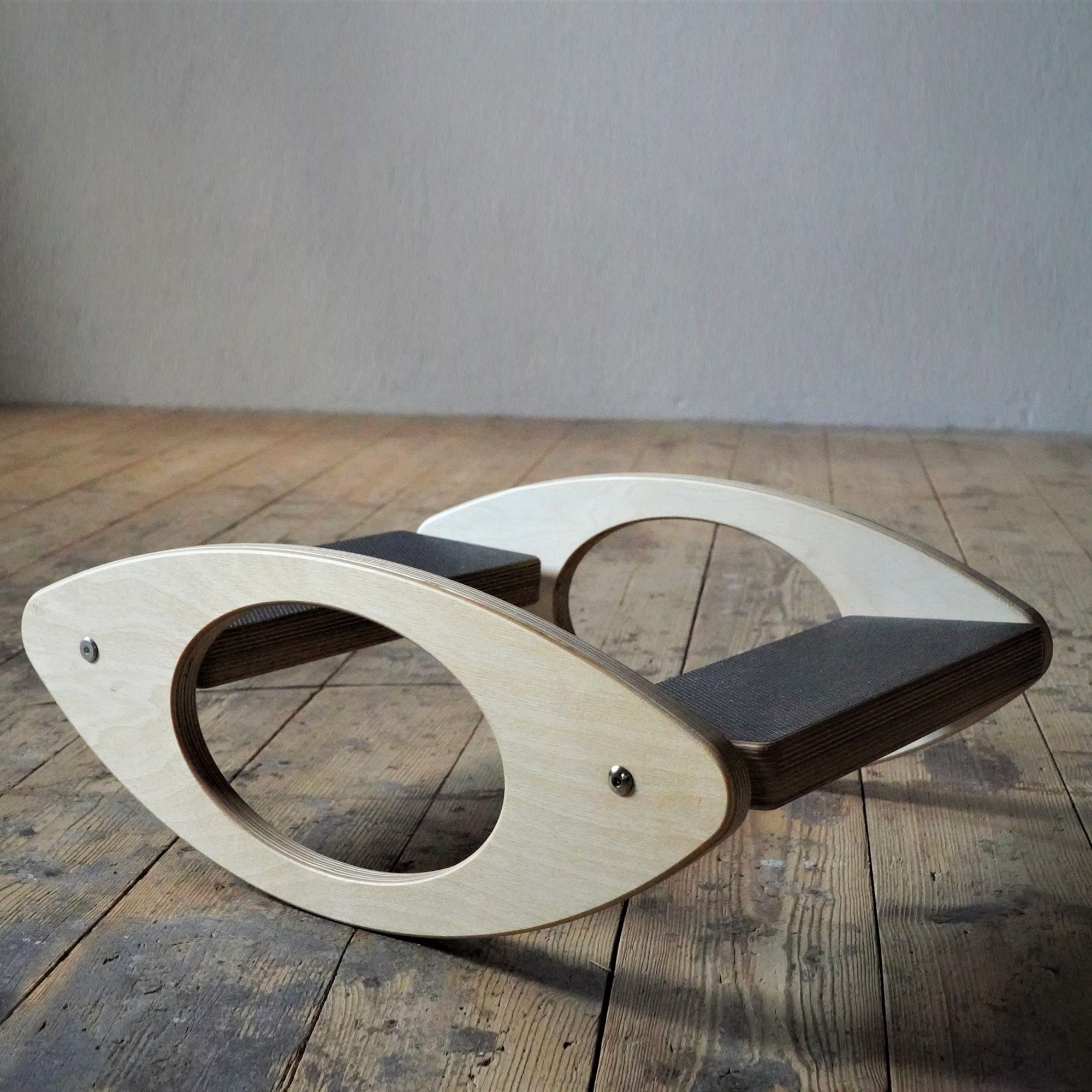 pedalo® Gleichgewichtstrainer Step-Wippbrett (Stabilisation der Sprunggelenke und Beinachsen), 2 Schwierigkeitsgrade, drehbare Trifflächen