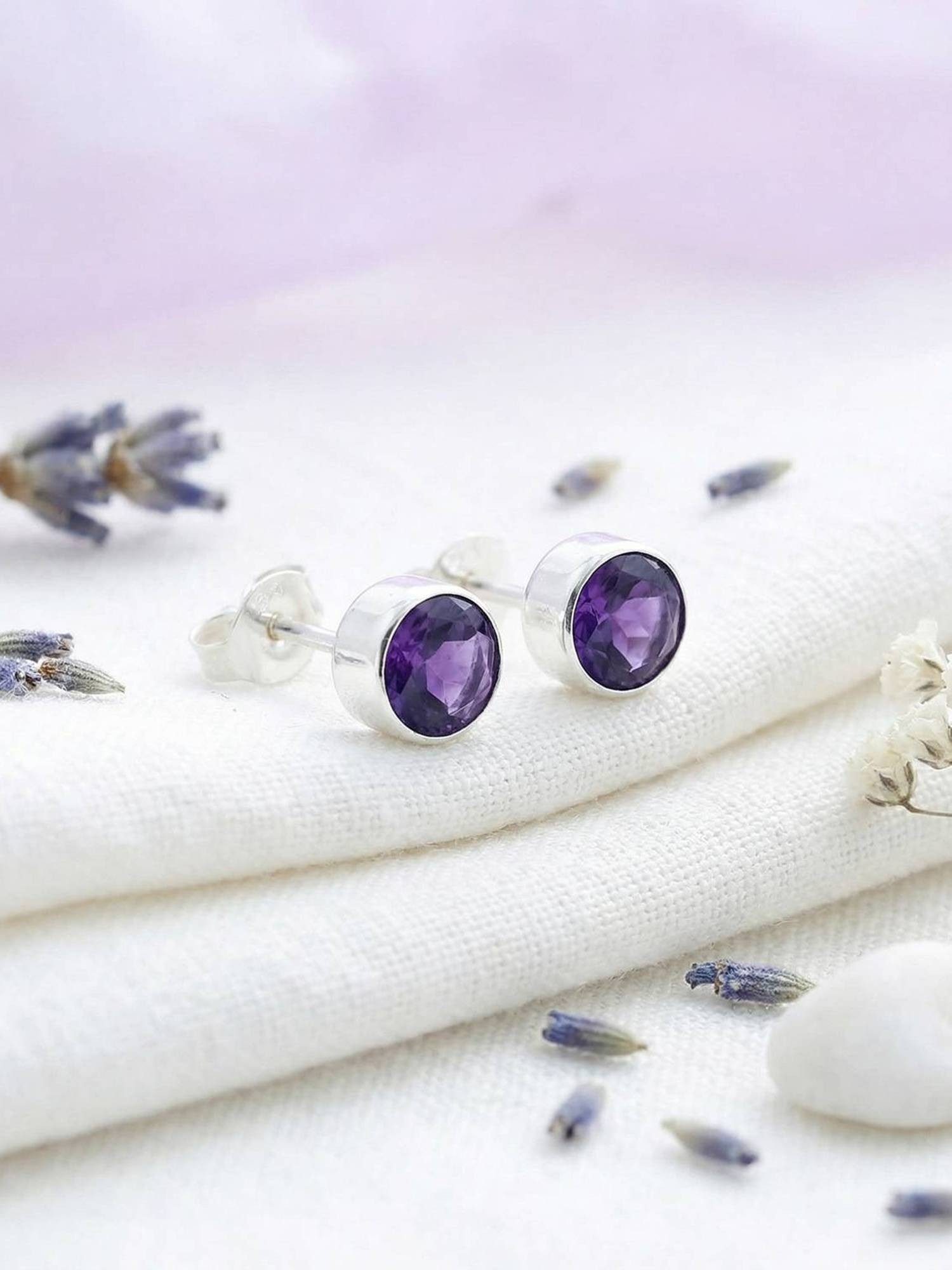 mantraroma Paar Ohrstecker SAMA rund klein aus 925 Silber mit Amethyst facettiert (Paar, Paar Ohrringe mit Schmuckbeutel), 925 Sterling Silber Ohrringe für Damen