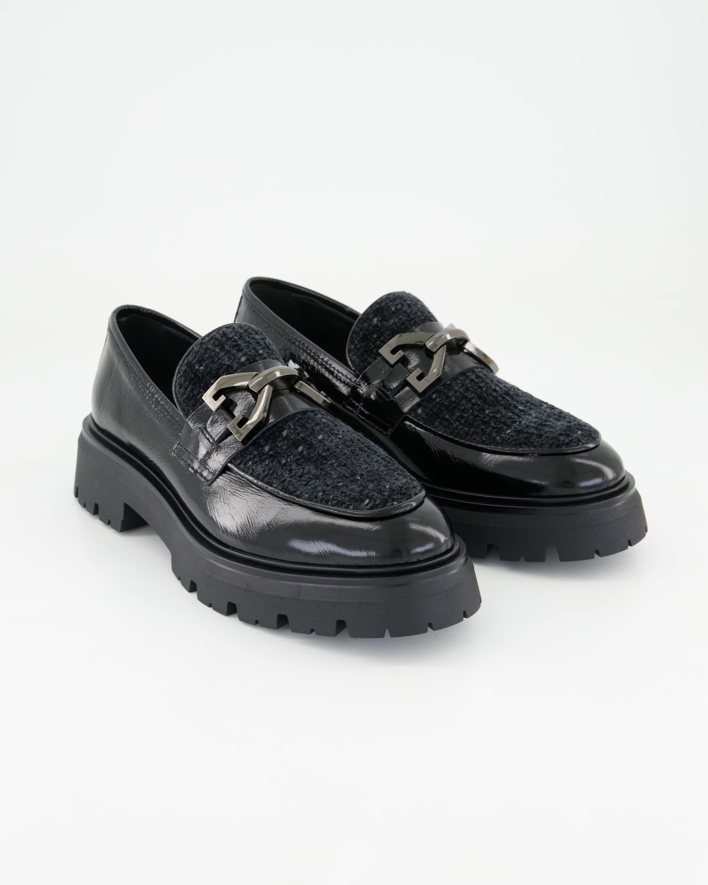 George Watts Roby Slipper Obermaterial: Leder und Textil. € 179,90