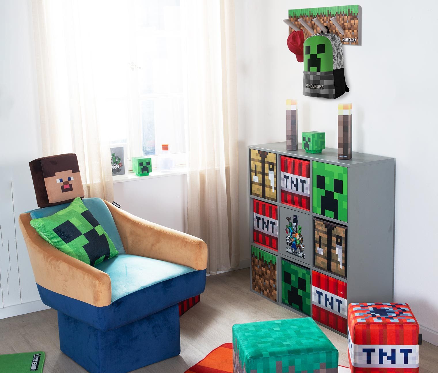 Minecraft Regal mit 4 Fächern & 5 Push to Open Türen - aus Holz mit Minecraft Motiv, 9 Fächer- Stauraumregal für Kinder, Jugendliche & Erwachsene - Grau – Bild 2 von 5