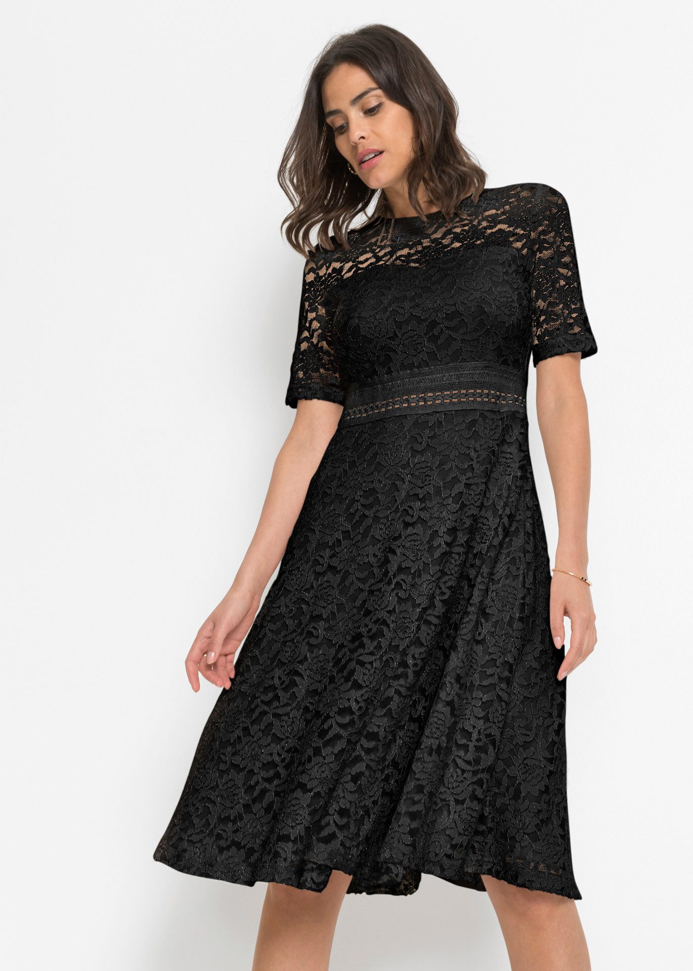 bonprix Spitzenkleid festlicher Stil, mit kurzem Arm, ausgestellte Passform