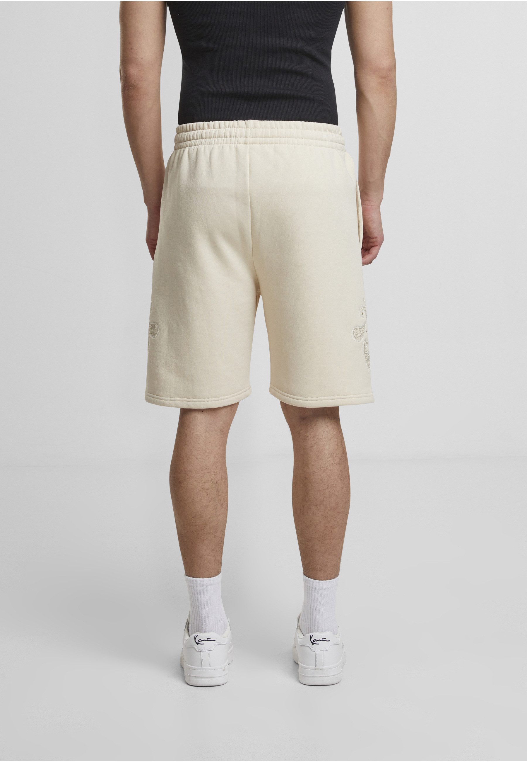 Karl Kani Shorts Karl Kani Retro Paisley Sweat Shorts (1-tlg)