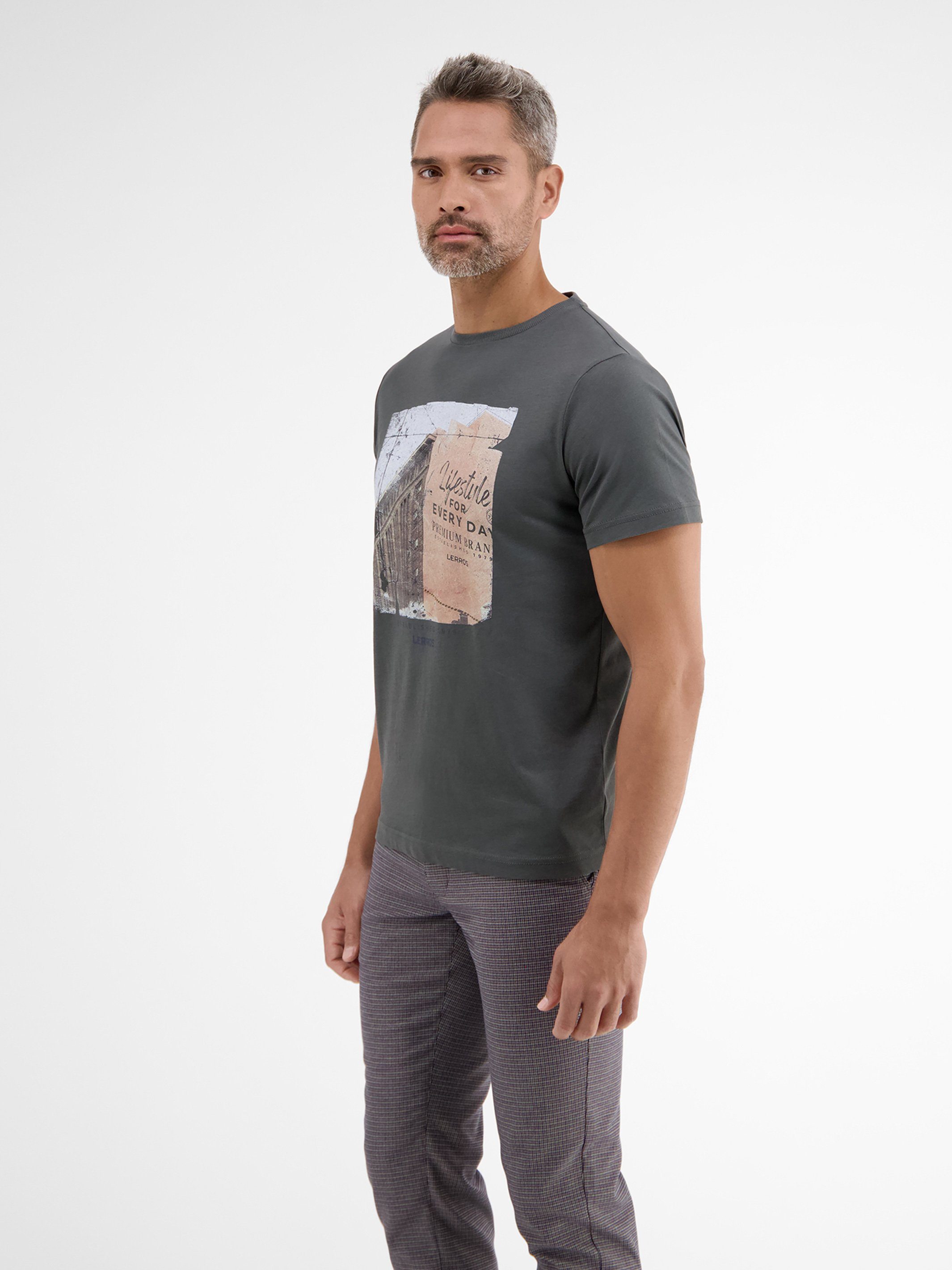LERROS T-Shirt LERROS T-Shirt mit CHILLED OLIVE Fotoprint