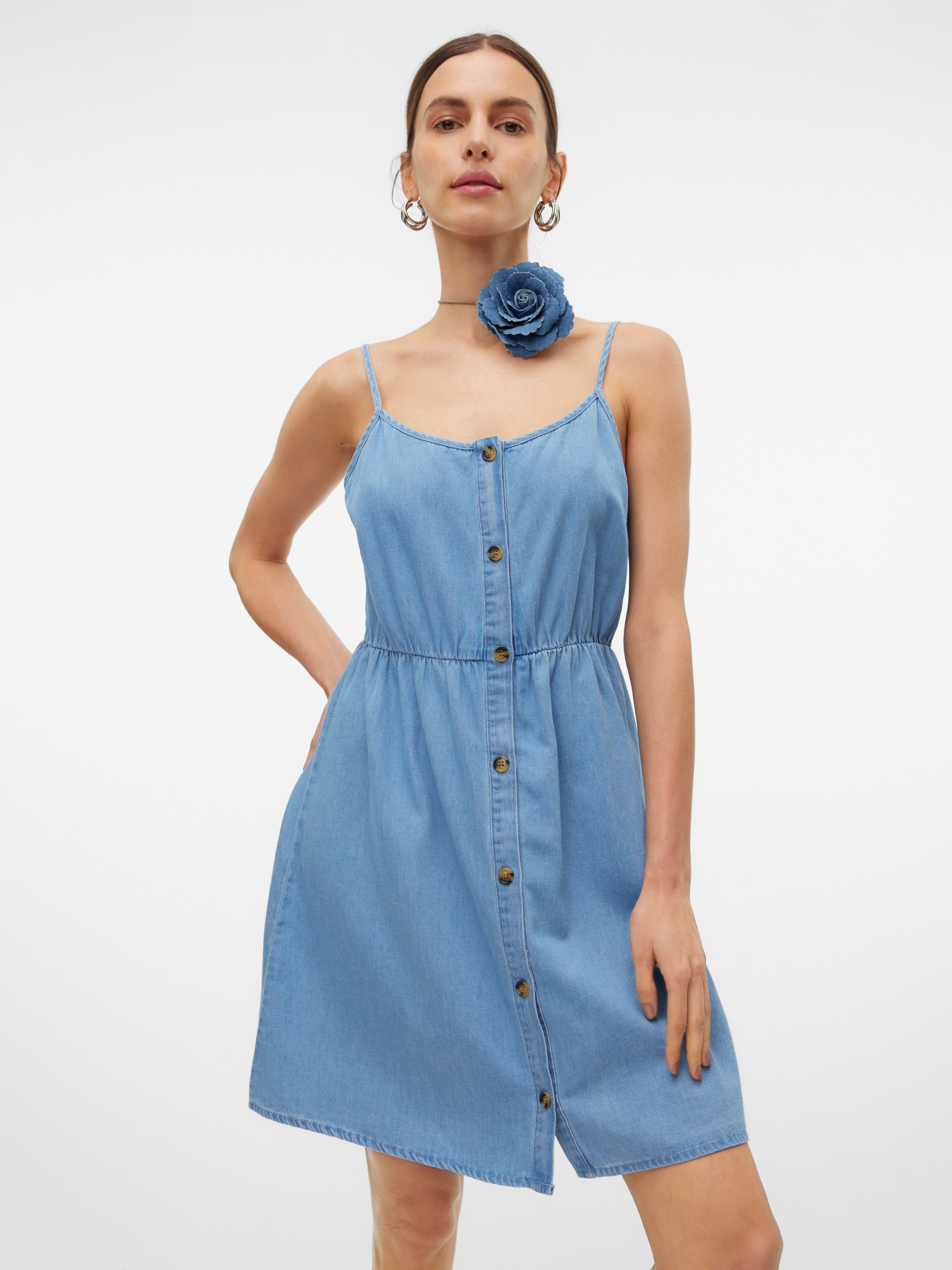 Vero Moda Jeanskleid VMFLICKA STRAP SHORT DRESS LCS Baumwolle, regular fit, verstellbare Träger