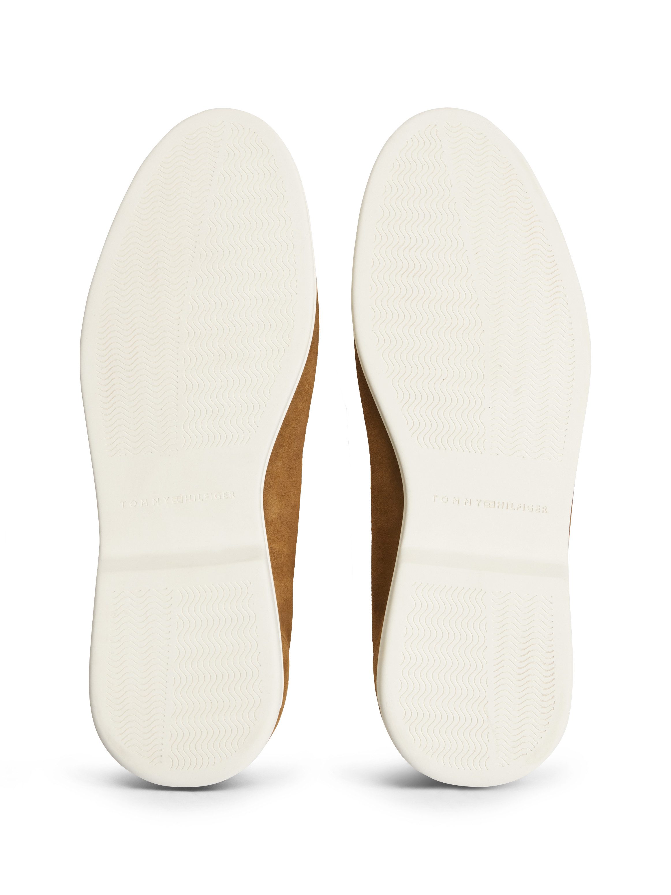 Tommy Hilfiger LIGHT SUEDE FLAG HARDWARE LOAFER Loafer Slipper, Schlupfschuh, mit modischem Zierriegel und Ziernähten