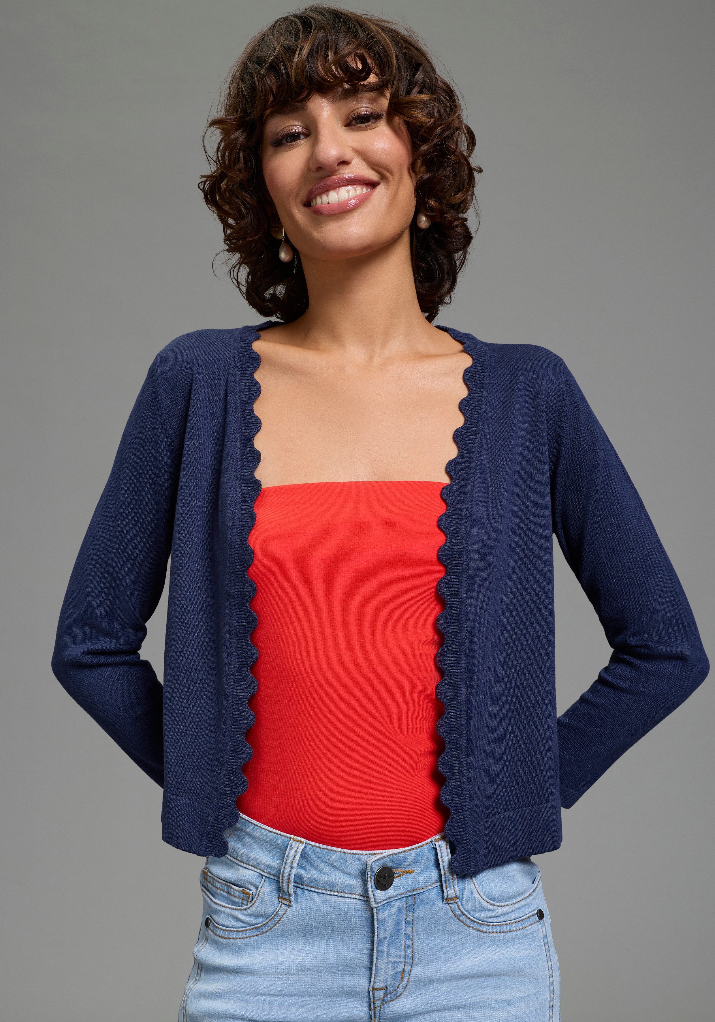 Laura Scott Strickjacke mit femininer Wellenkante günstig online kaufen