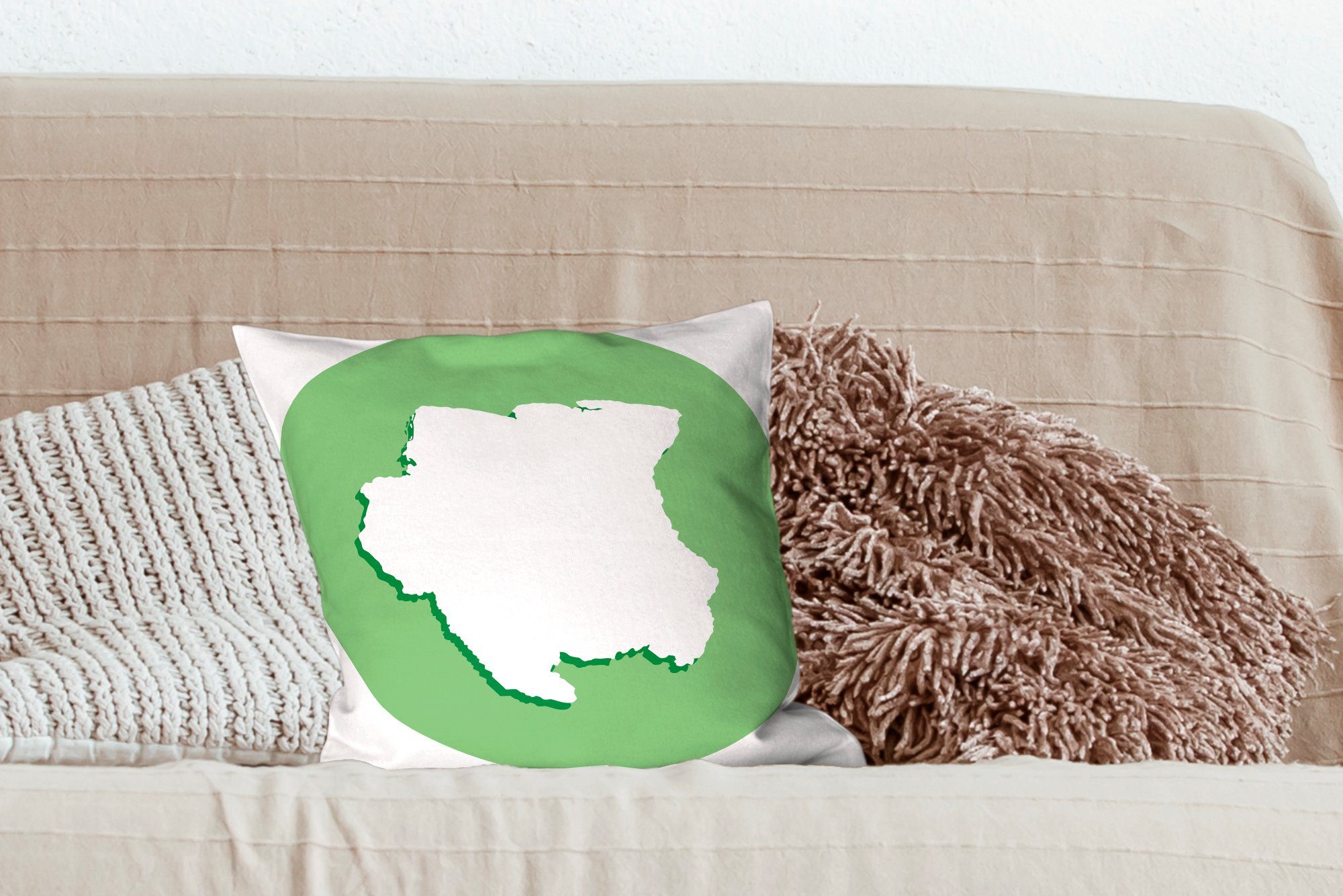 Die Sofakissen grünen Füllung einem Wohzimmer, Deko, Suriname MuchoWow Grenzen Piktogramm, illustrierten von Zierkissen mit Schlafzimmer, für Dekokissen in