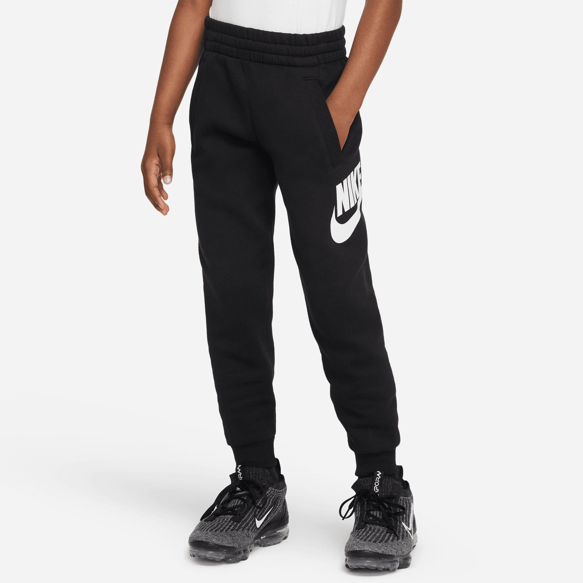 Nike Sportswear BIG PANTS Jogginghose CLUB KIDS' FLEECE BLACK/WHITE JOGGER