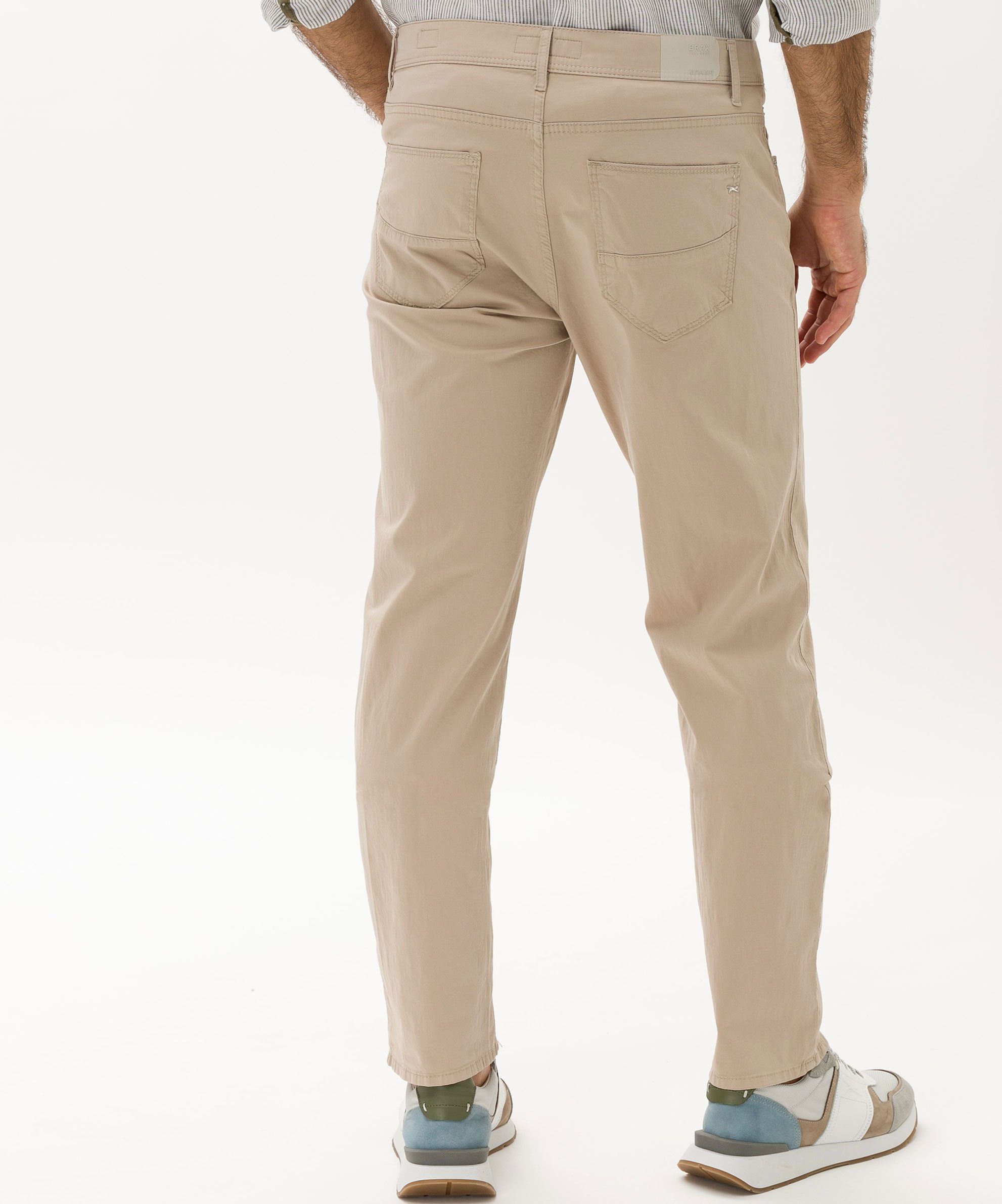Flachgewebe 5-Pocket-Jeans Cadiz Brax Ultralight beige Baumwoll-Stretch, superleicht